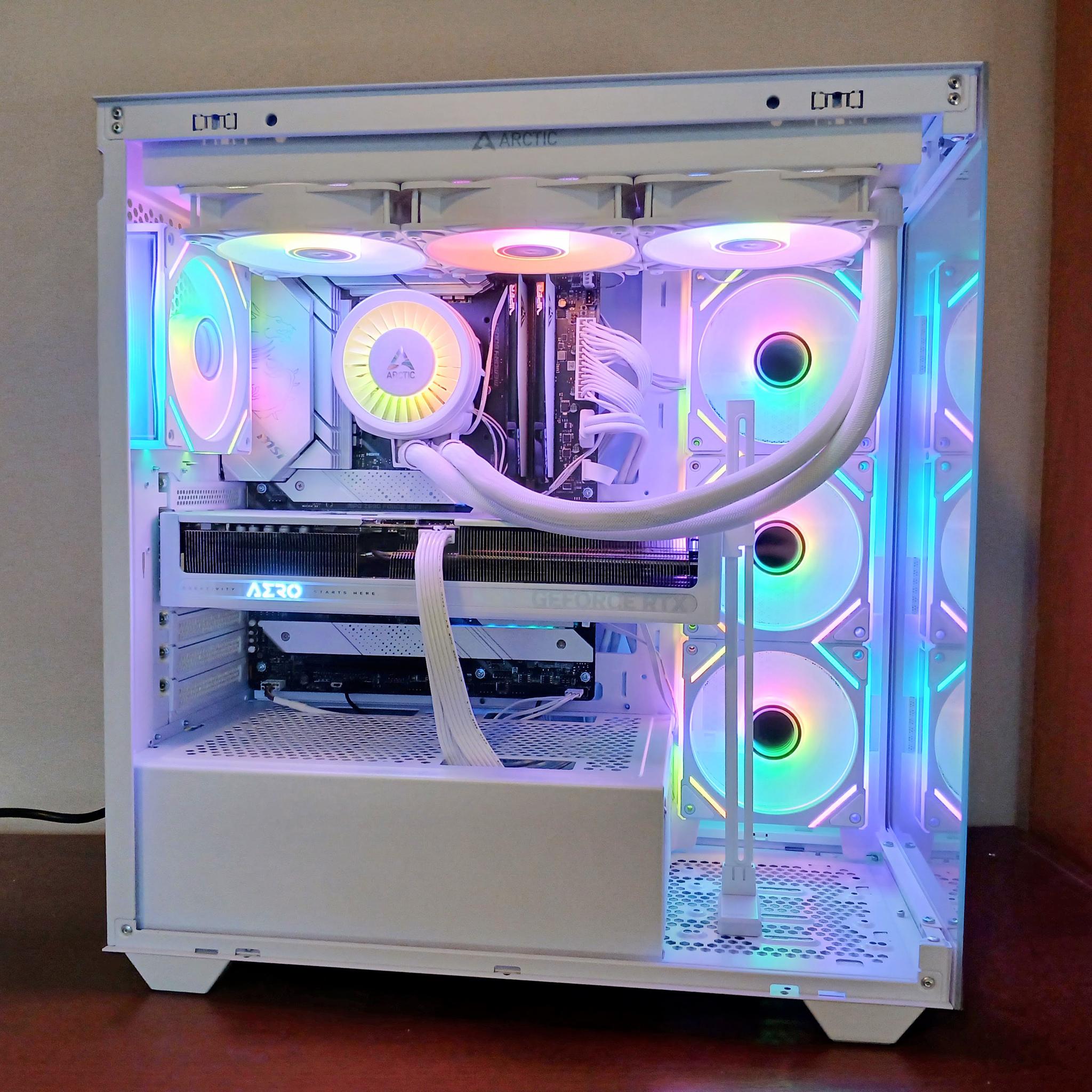 4K Gaming White | RTX 5070 12GB | Intel Core i5 14600K | 32GB RAM DDR5