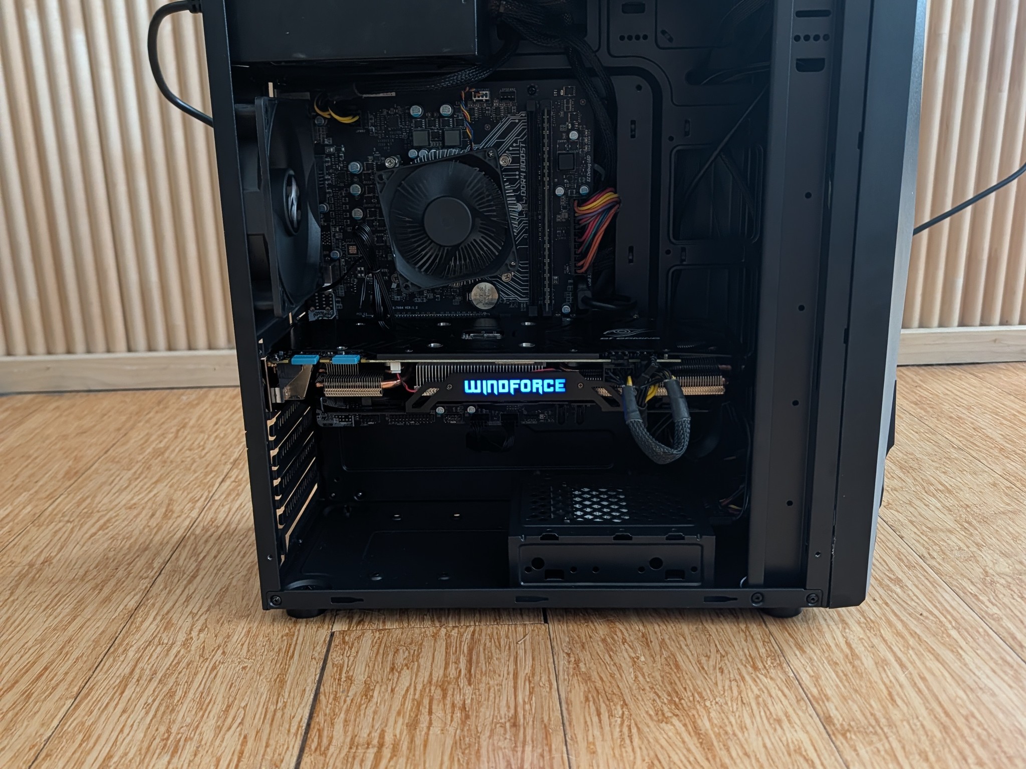Custom Budget Gaming PC | GTX 970 | I5 7400 | 16GB | 256GB |