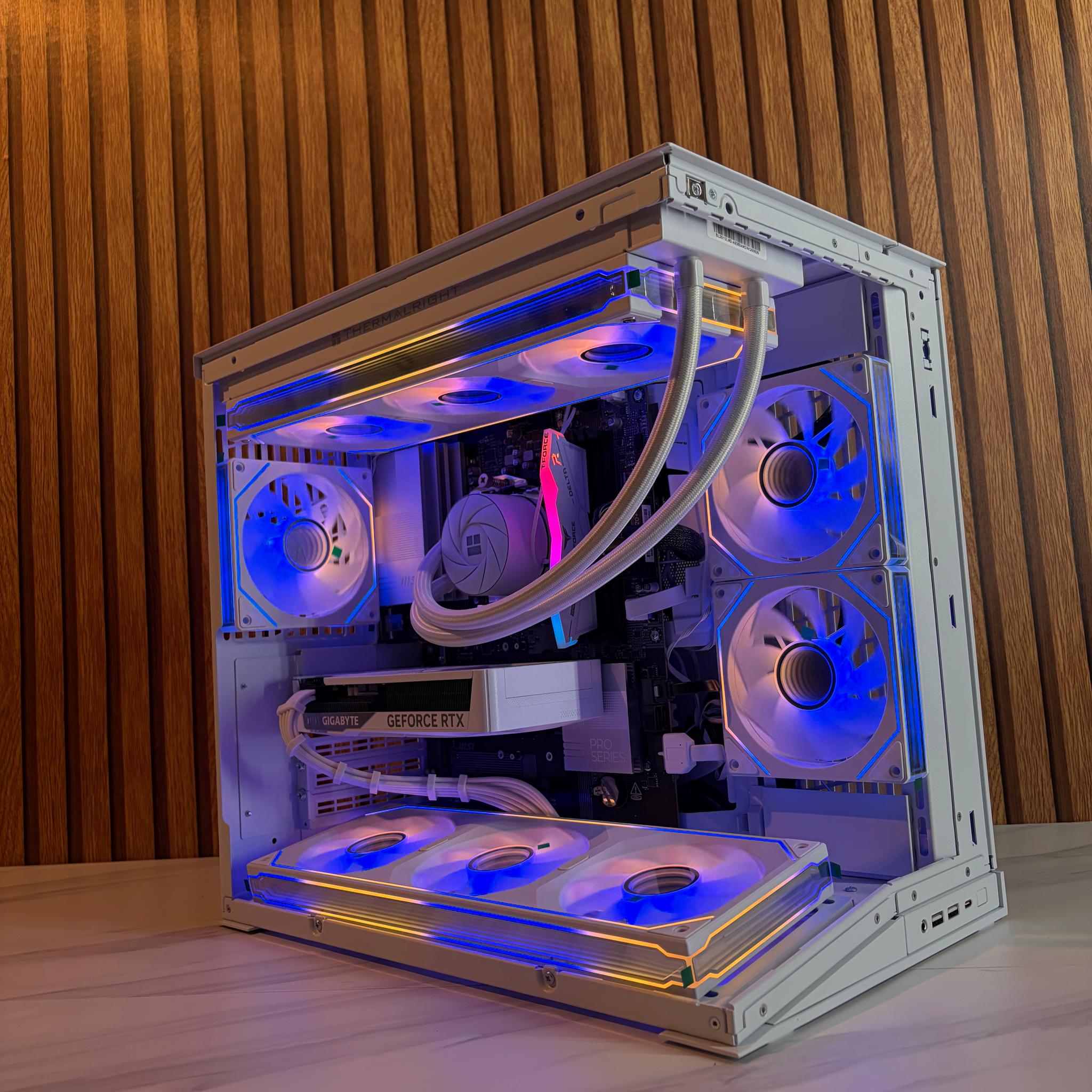RTX 5060 | RYZEN 5 9600X | 16GB DDR5 | 2TB SSD| 360MM AIO