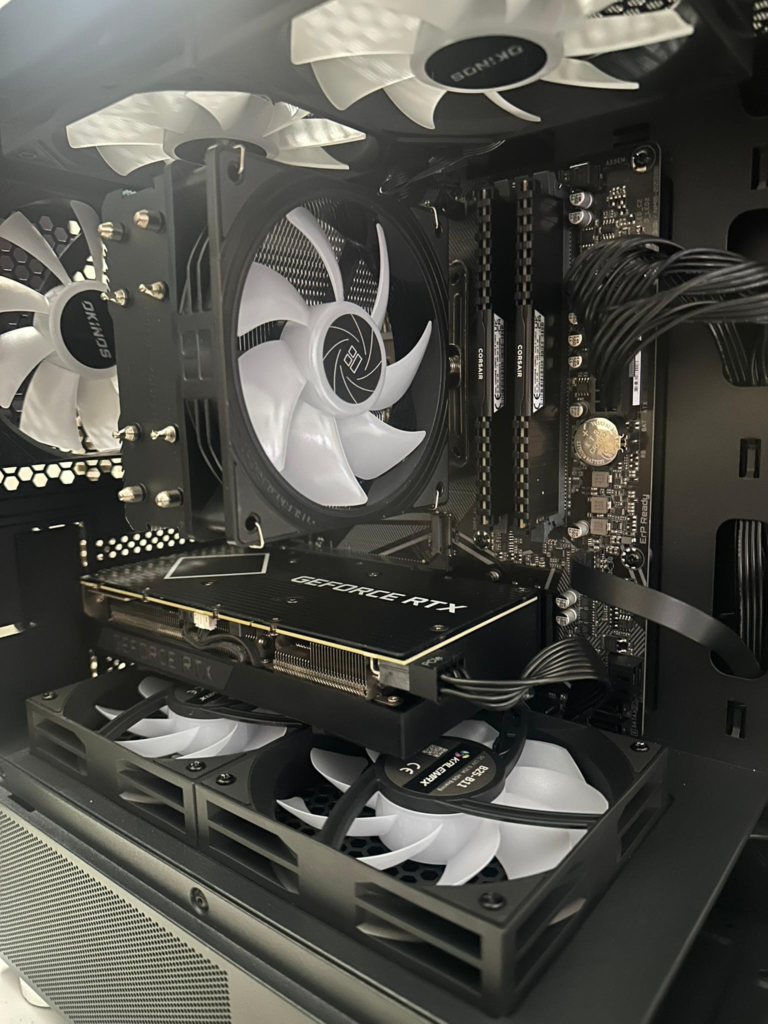 Ryzen 5 5500 / RTX 3060 Ti / 512GB NVME / 16GB RAM