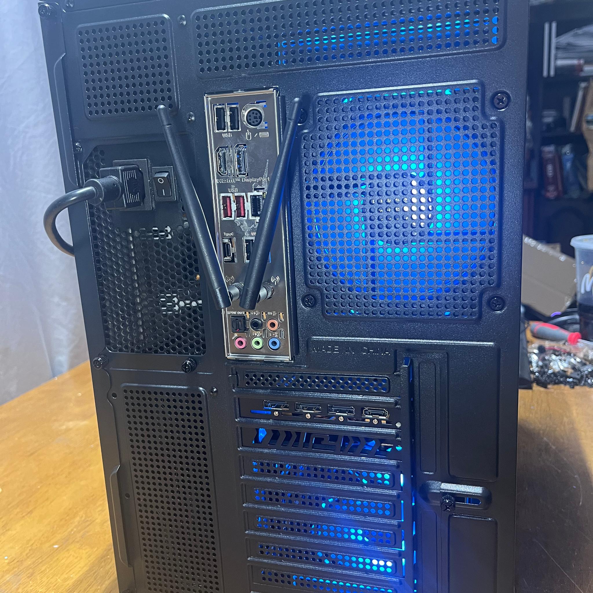 RX 7700 XT | i5 14400F | 16GB RAM | 1TB SSD | Gaming PC