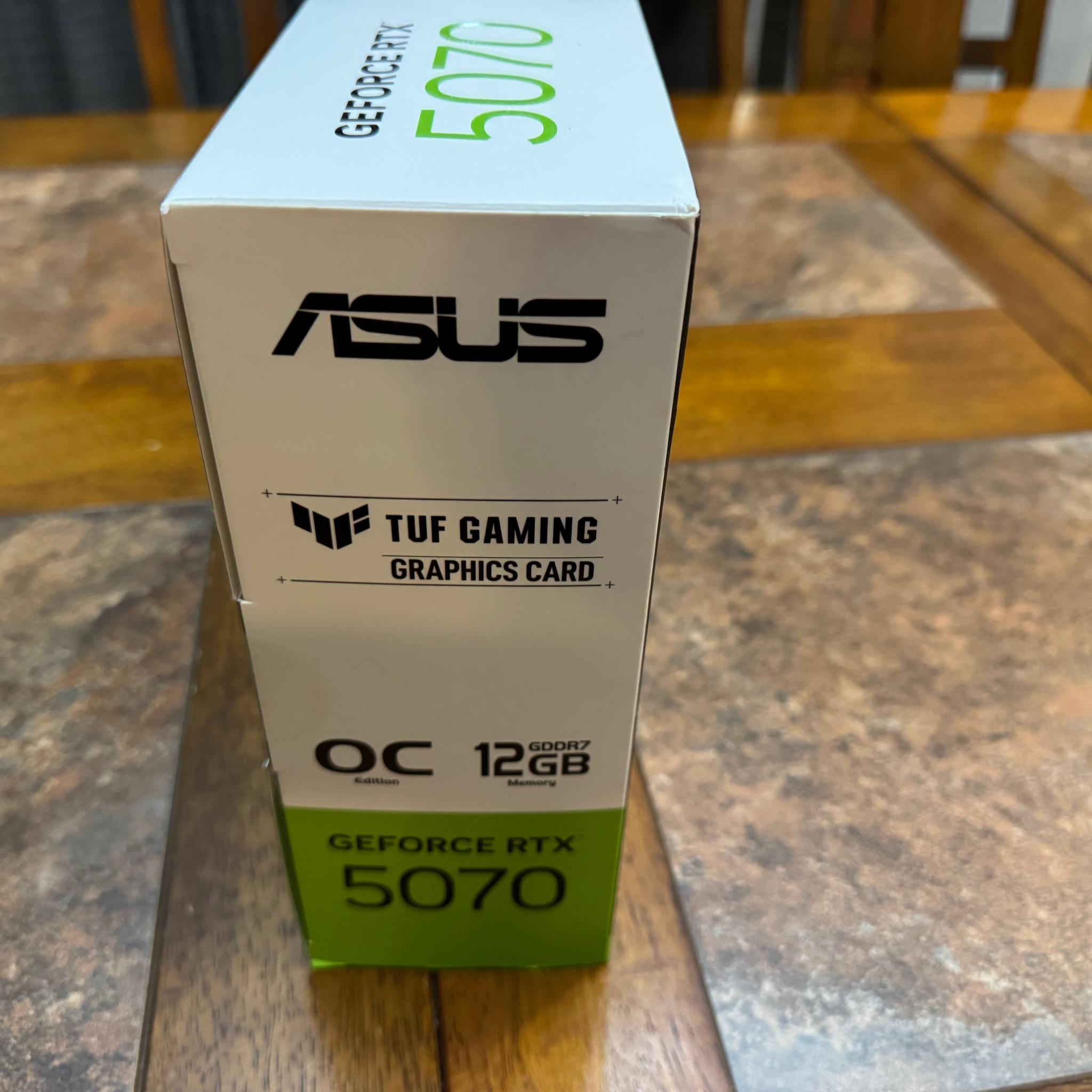 ASUS TUF Gaming GeForce RTX 5070 OC Edition