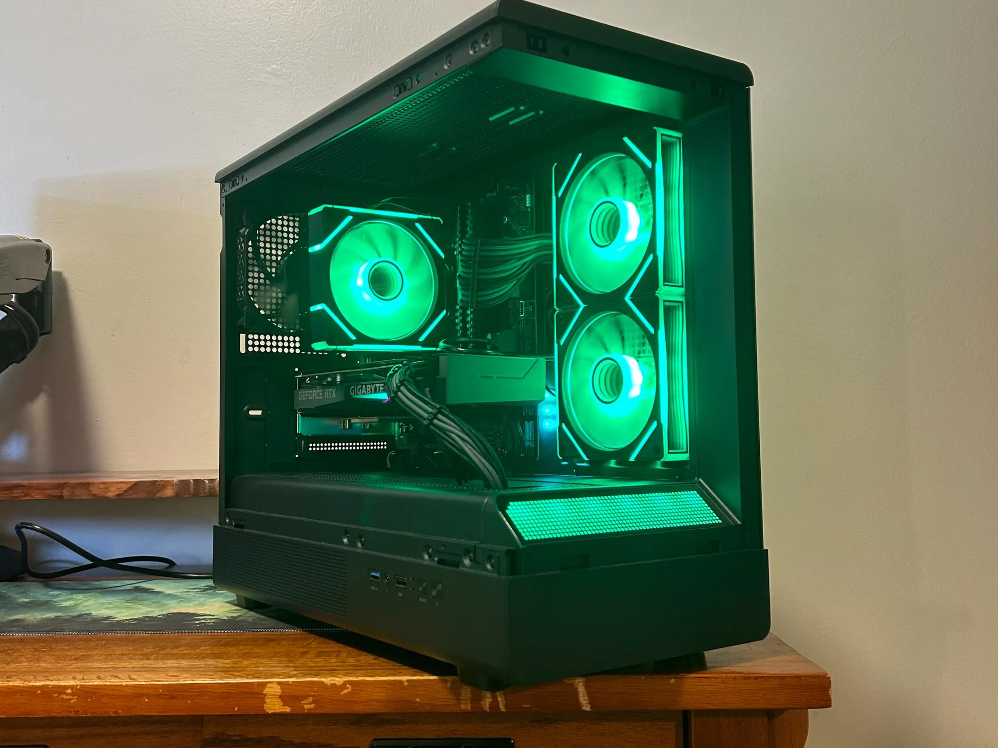 Black 3070 | Intel 12700kf | 16gb | 1TB Storage | Wifi | Black