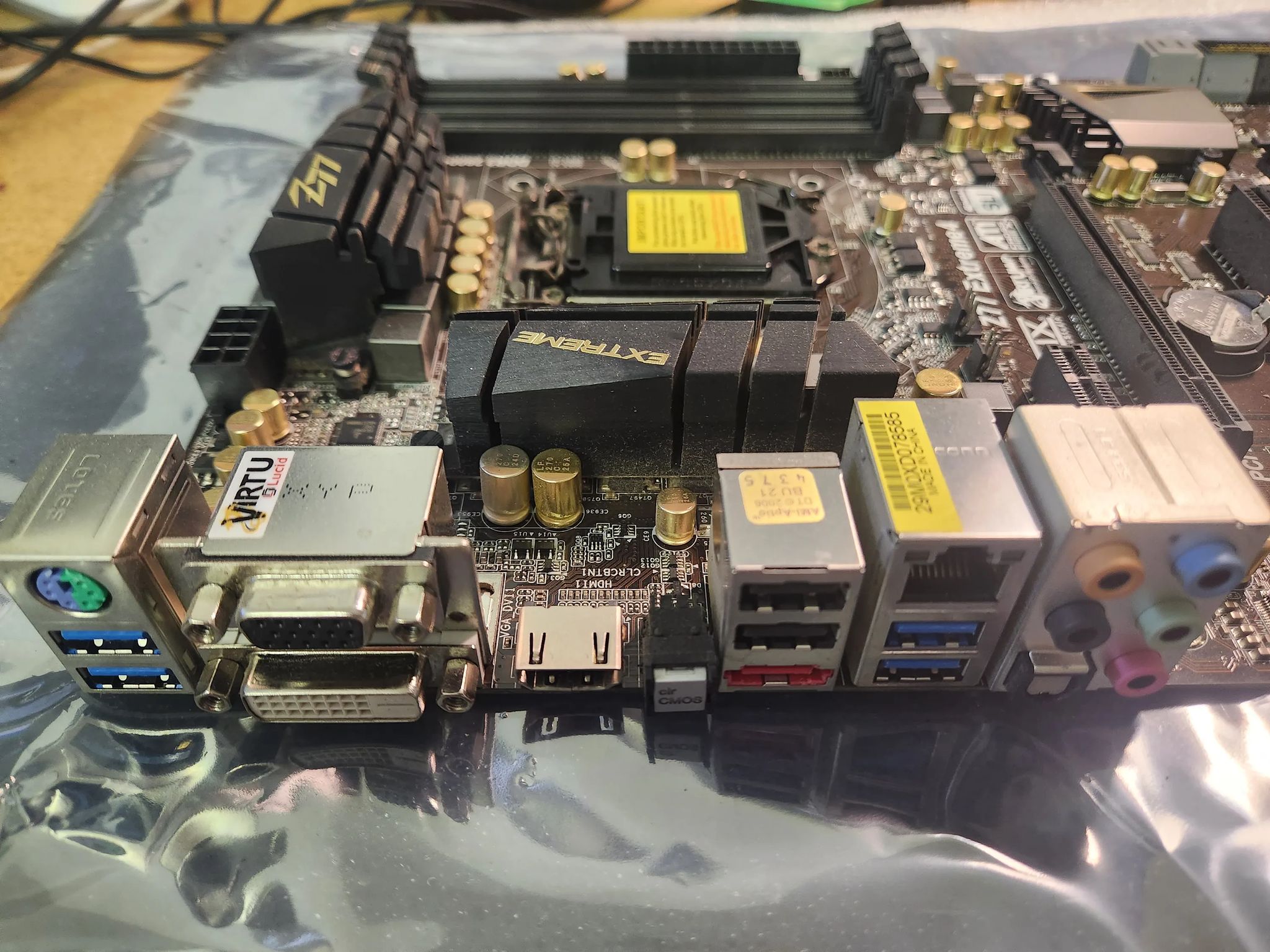 ASRock Z77 Extreme 4 motherboard combo with I7-2600 / G-SKILL 16GB DDR3, LGA 1155