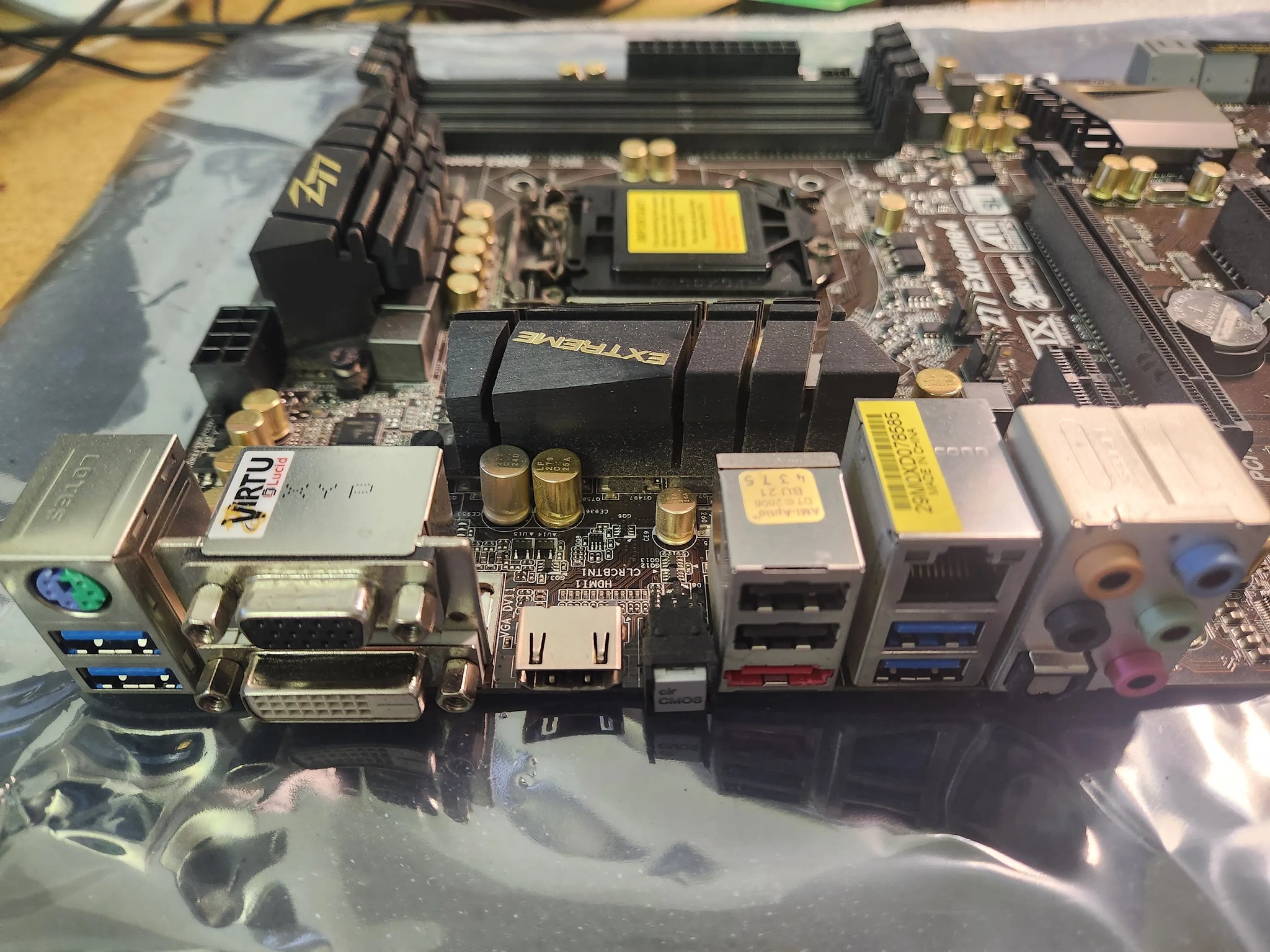 ASRock Z77 Extreme 4 motherboard combo with I7-2600 / G-SKILL 16GB DDR3, LGA 1155