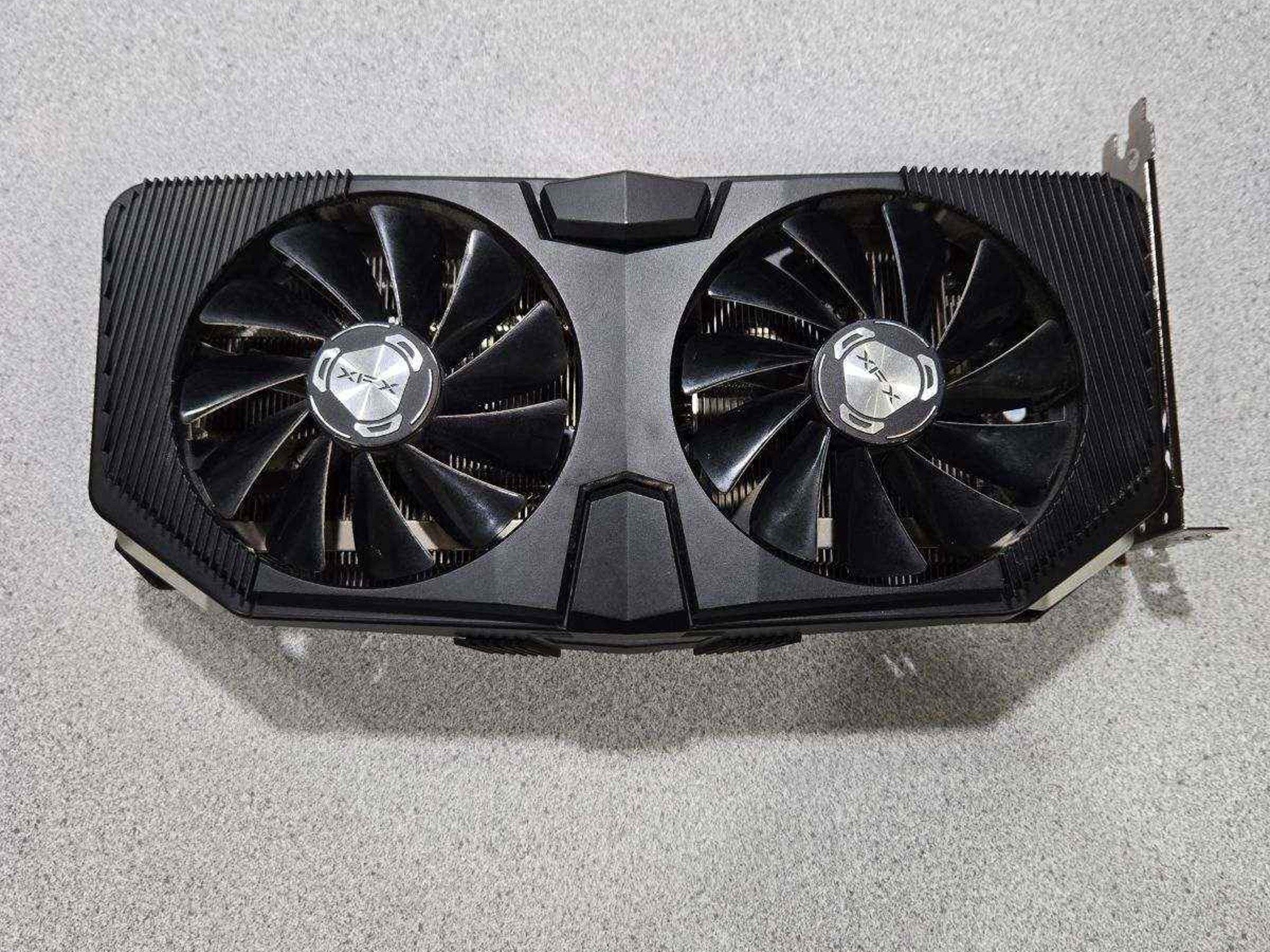 *BROKEN* XFX 5700XT