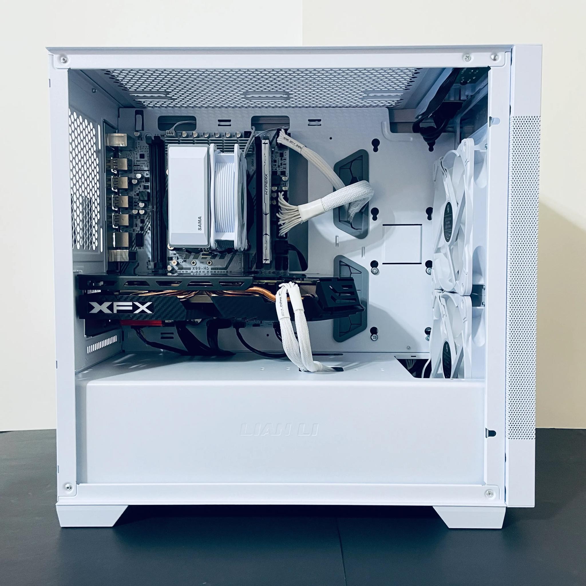 ⚡Great Value White Gaming PC - Intel Xeon 10-cores ● 16GB RAM ● 512GB SSD ● Wi-Fi ● AMD RX 580 8GB