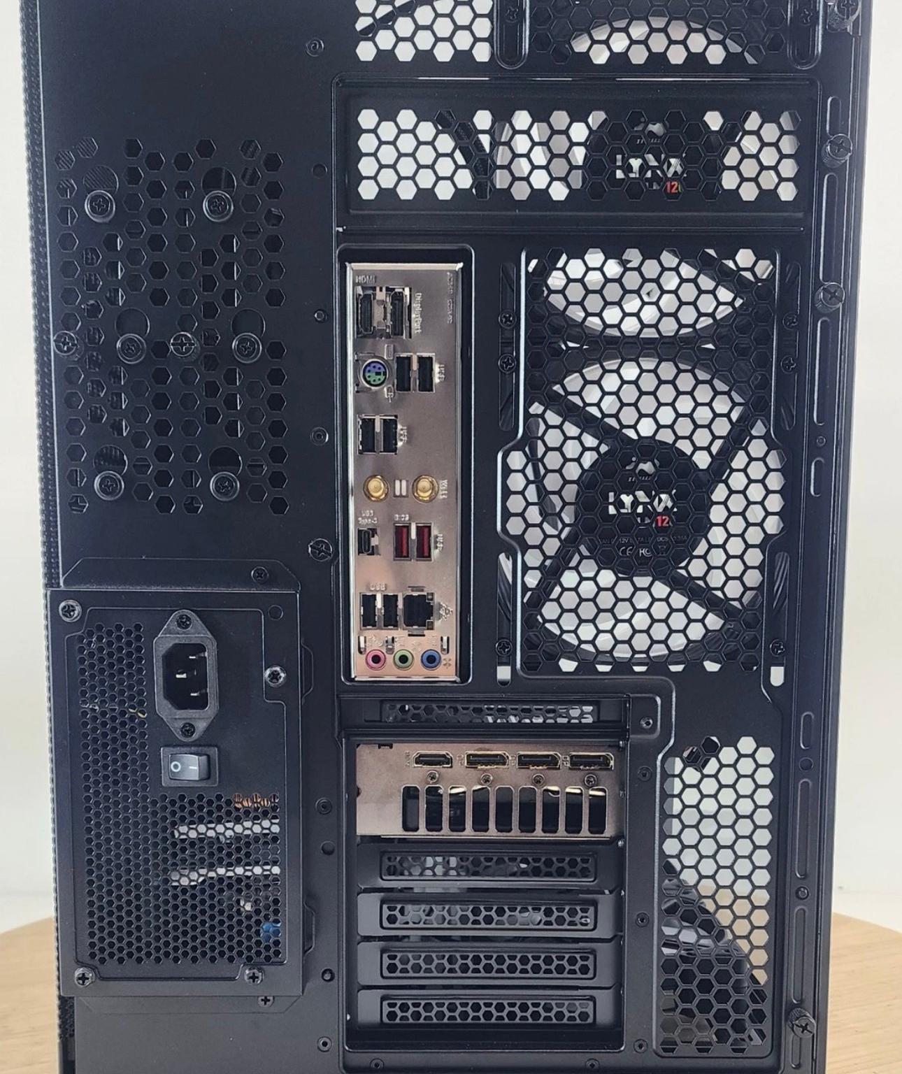 Custom Ryzen 9700x | Gigabyte 5070 TI