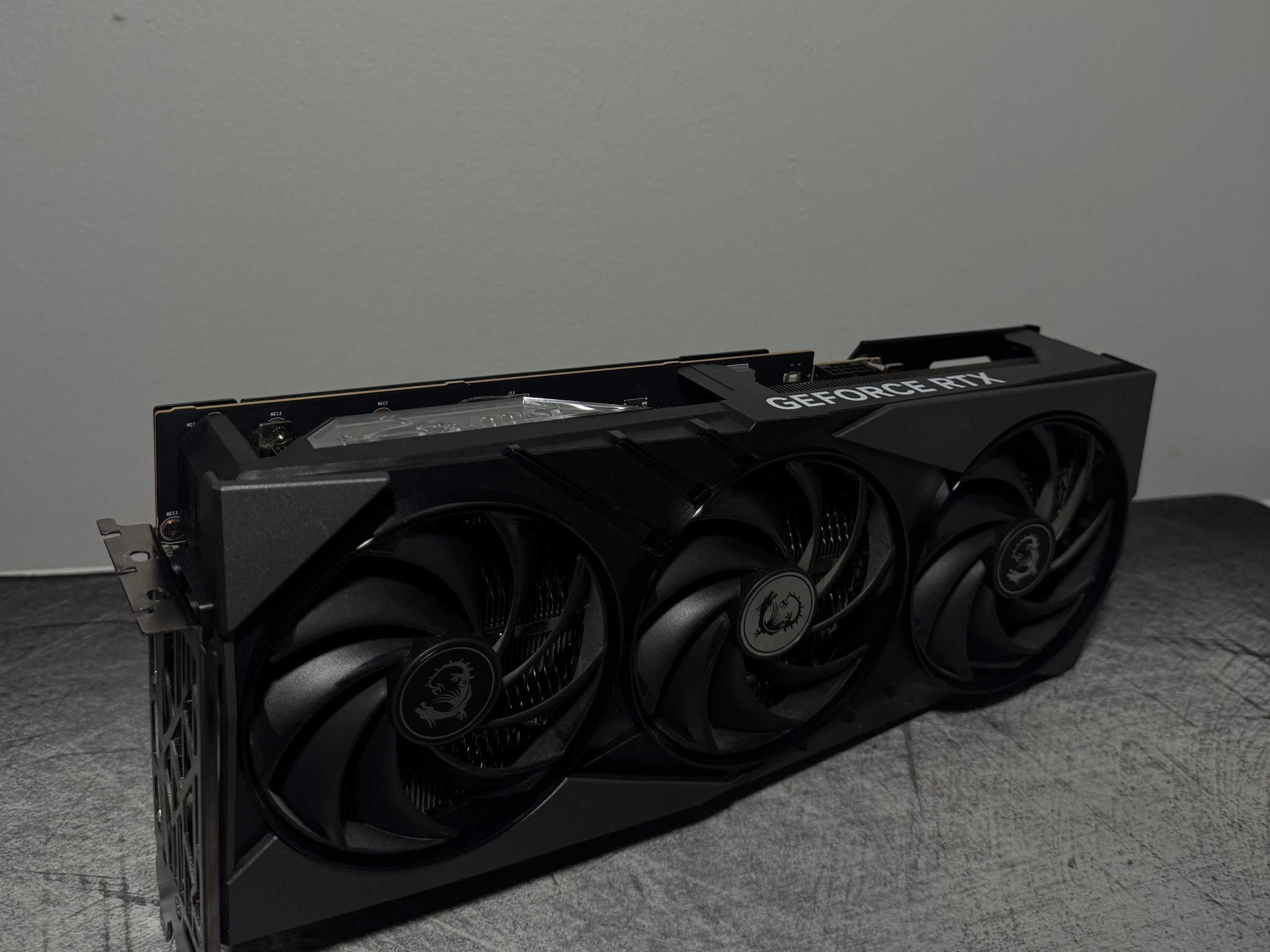 MSI GeForce RTX 4090 GAMING X SLIM 24GB