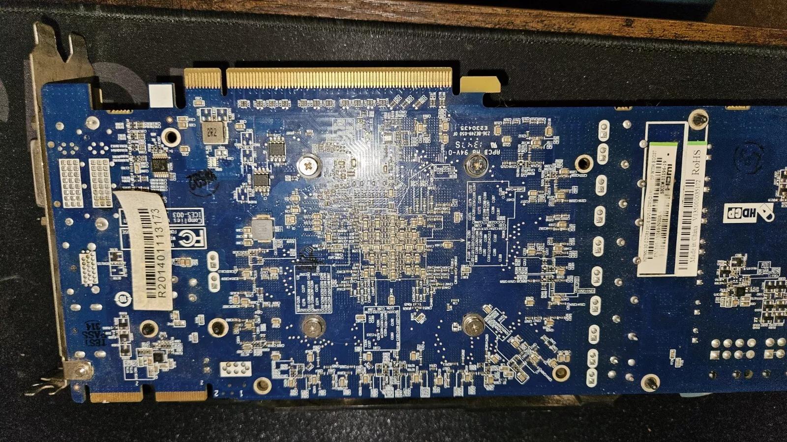 PowerColor Radeon HD 7950 3GB GDDR5 PCI Express 3.0 x16 3GBD5