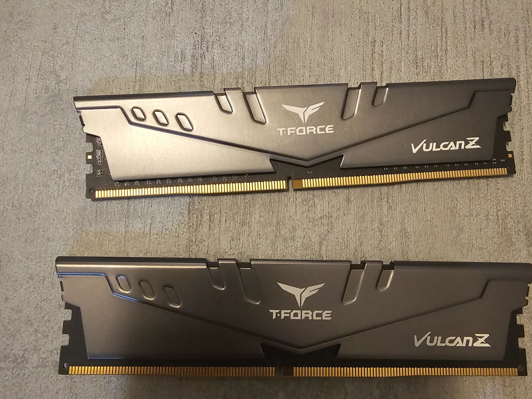 16GB DDR4 3200 CL16 TEAM GROUP RAM