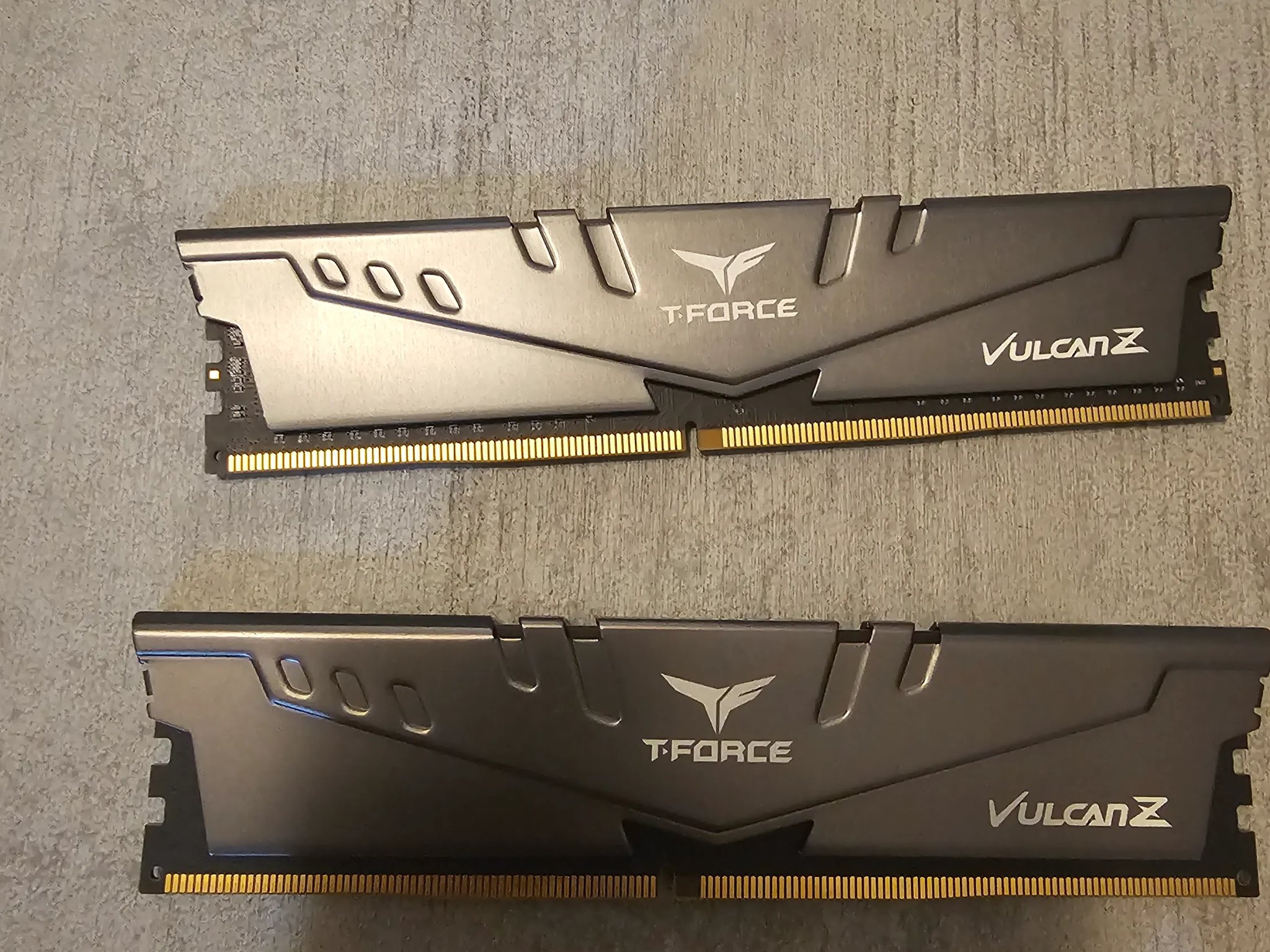 16GB DDR4 3200 CL16 TEAM GROUP RAM