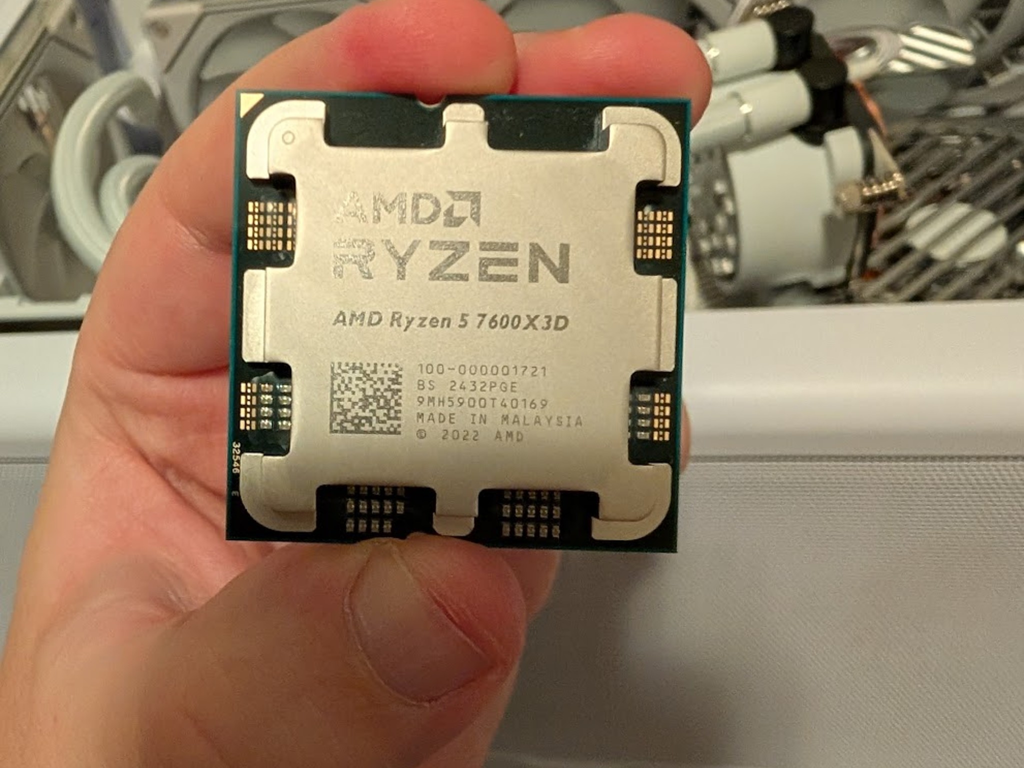 AMD Ryzen 5 7600X3D