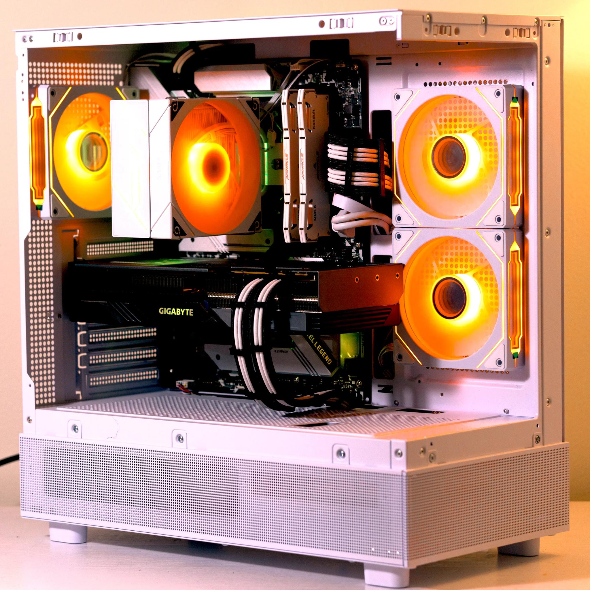 ❄️1440p/4K Gaming BEAST❄️ Radeon RX 7800XT| Ryzen 5 5600X| B550| 16GB| 1TB M.2| WiFi-Win 11| ARGB
