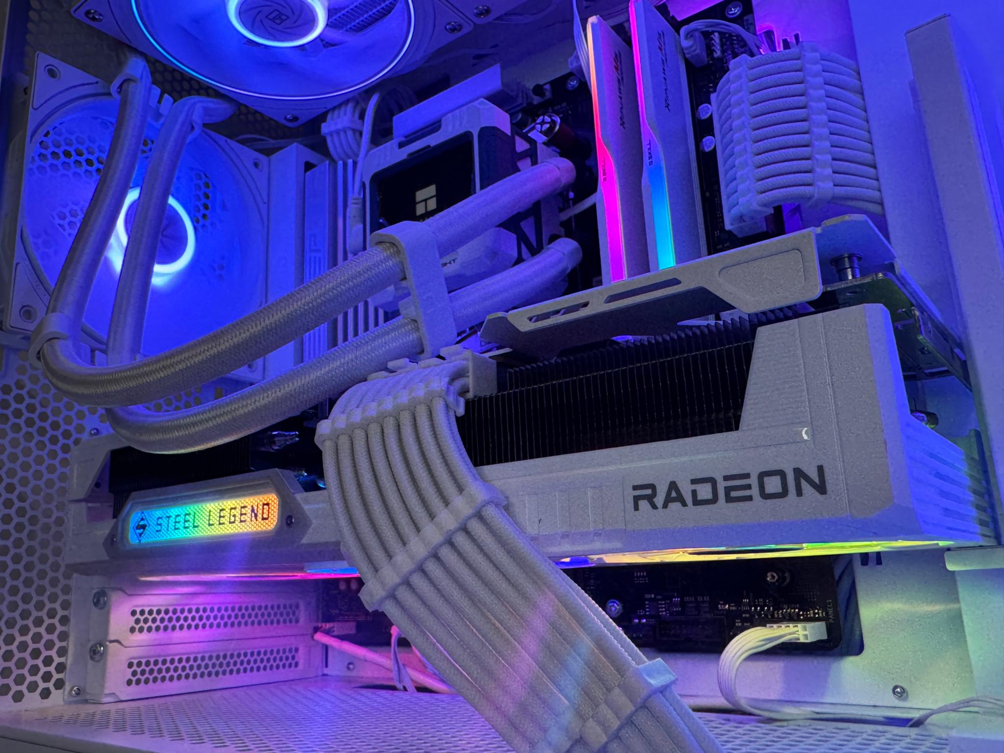 💡🐰|High-end Gaming Pc| Ryzen 7 7700x, 9070xt, 32gb, 1tb, Wifi