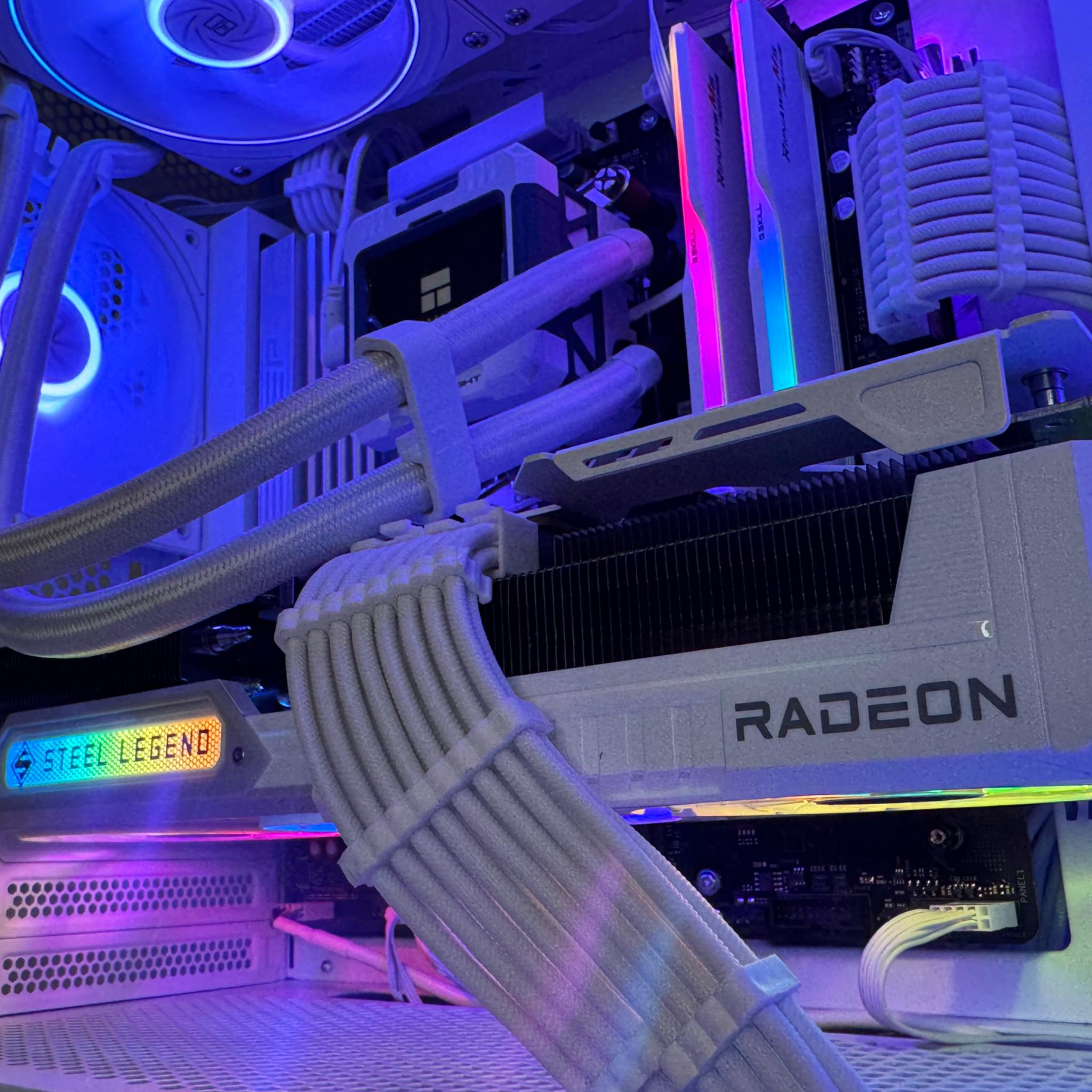 💡🐰|High-end Gaming Pc| Ryzen 7 7700x, 9070xt, 32gb, 1tb, Wifi