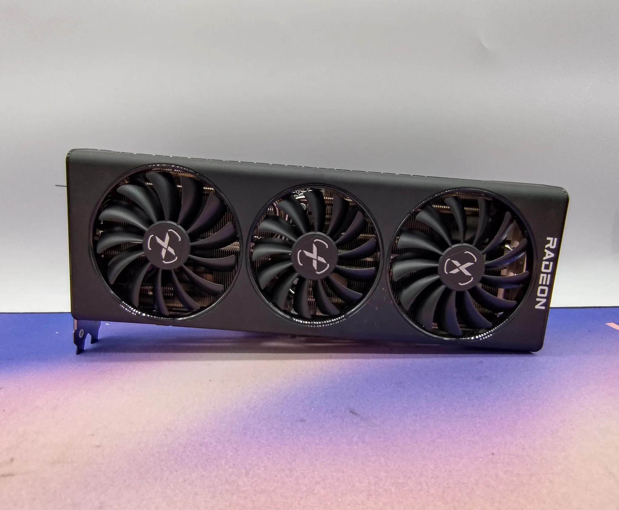 XFX Speedster SWFT319 RX 6800