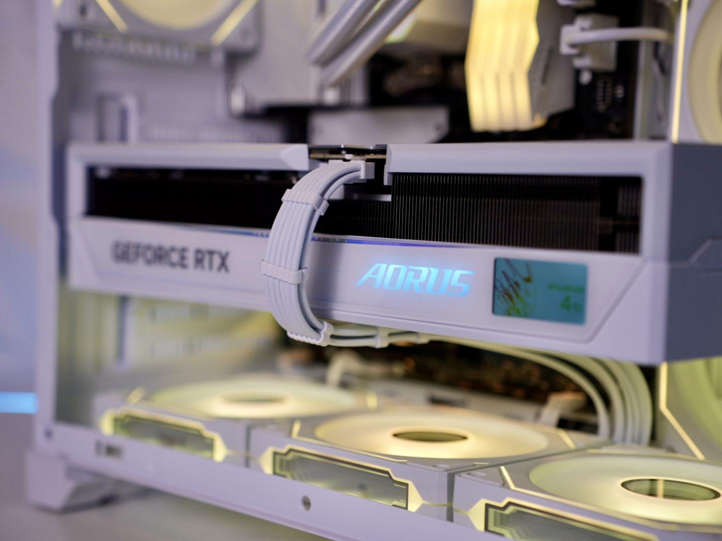 RTX 5090 | Ryzen 7 9800X3D Gaming PC