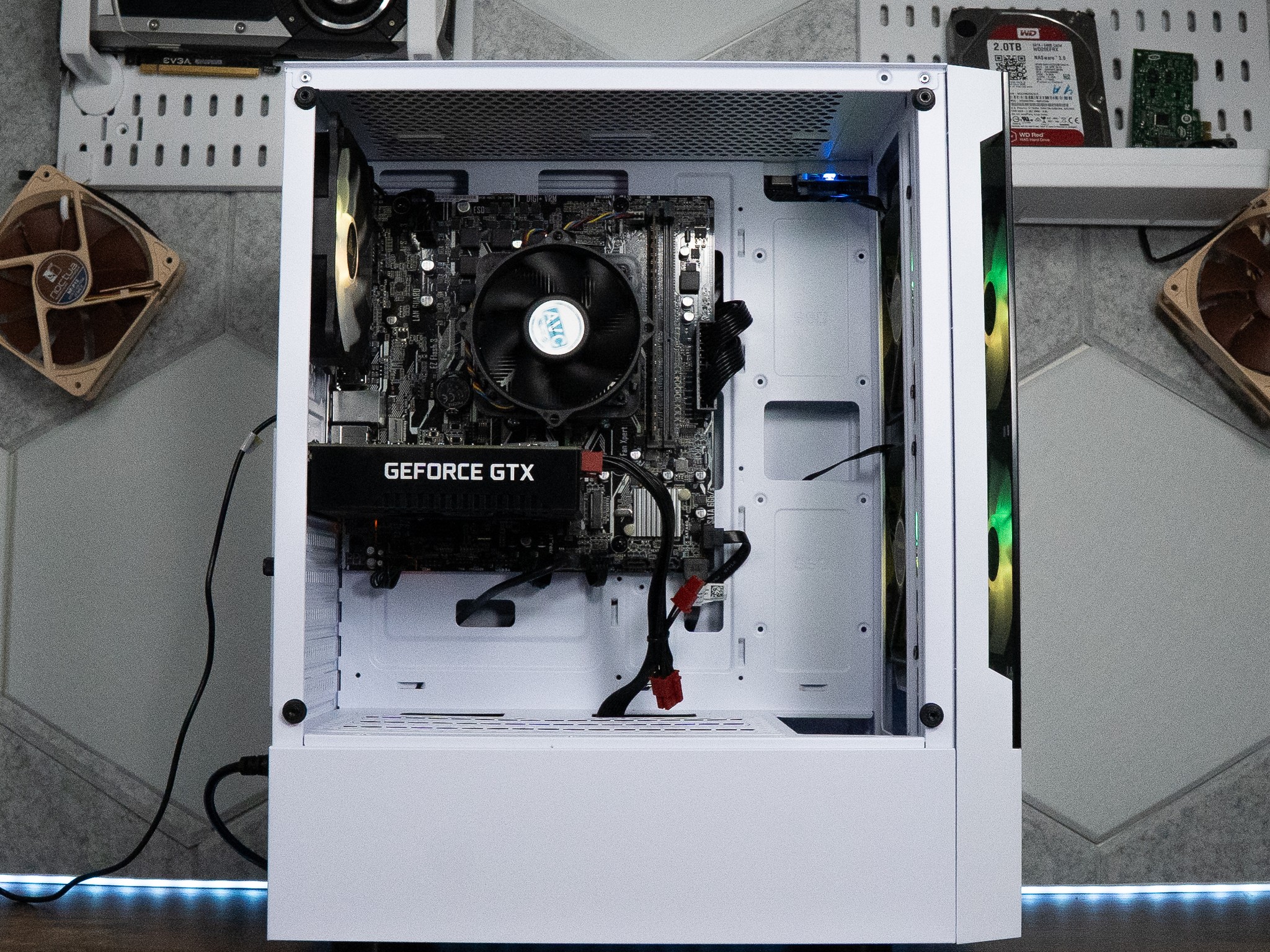 ❄️🌨 | GTX 1660 SUPER | RYZEN 5 2600 | 16GB DDR4 RAM | 1.24TB | Y2K Hero BRONZE