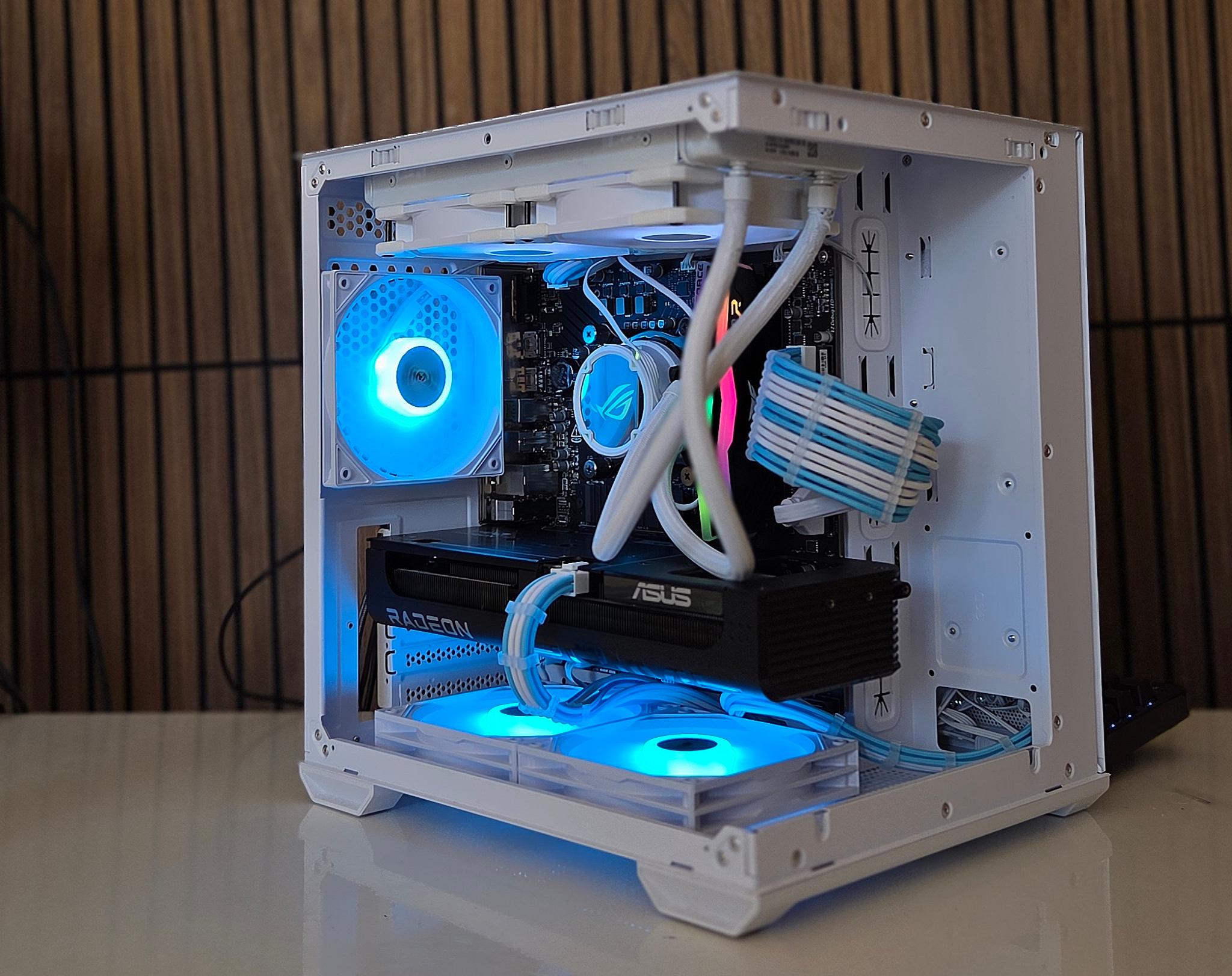 White gaming Pc | RX 9060Xt 16GB | 12600K | DDR4/5 |32GB RAM | 1TB | Windows 11 |