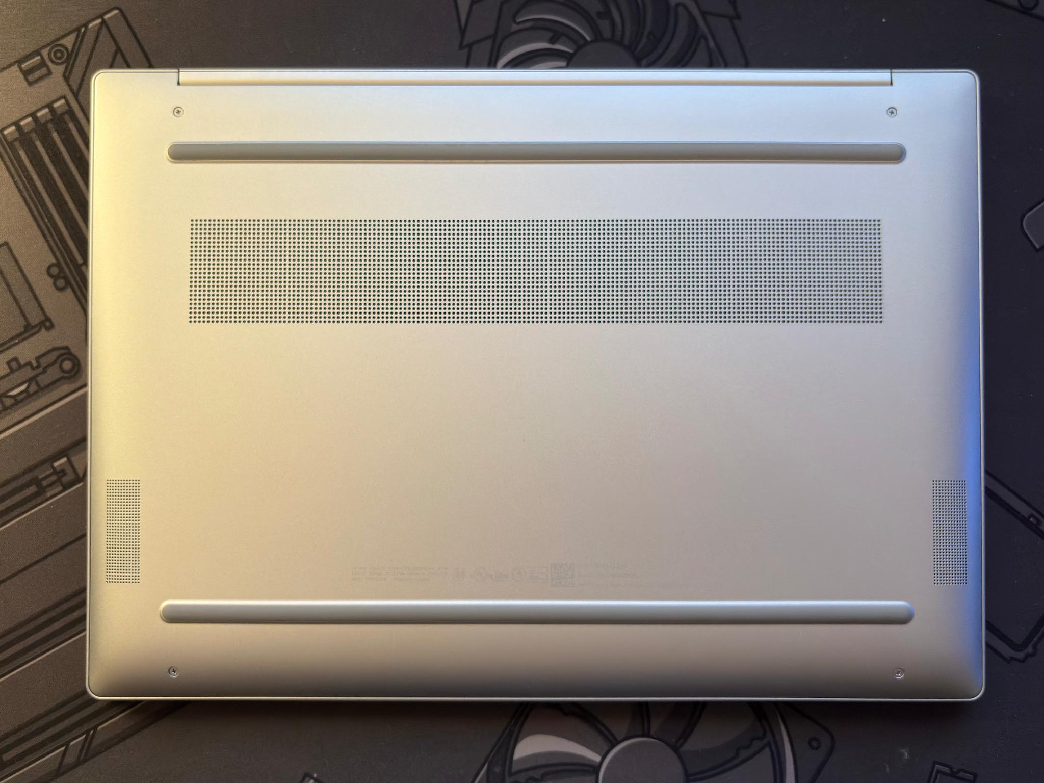 HP Pavilion Aero Laptop (13-bg0001nr) | AMD Ryzen 7 | 16GB DDR5 | 2TB SSD