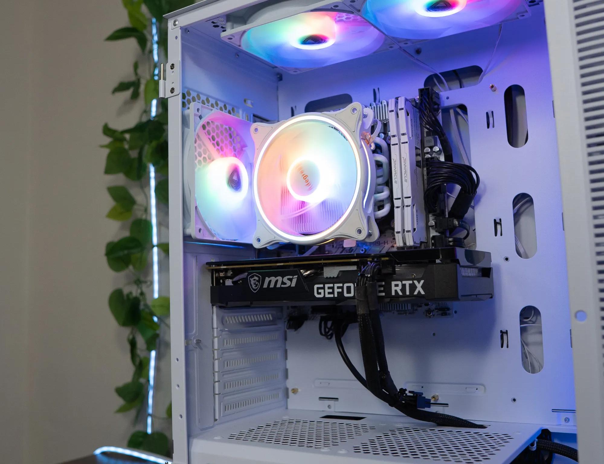 🌨🍬 | NVIDIA RTX 3060 12GB | INTEL XEON E5-2697 V3 | 32GB DDR4 RAM | 1.25TB | Arctic Candy