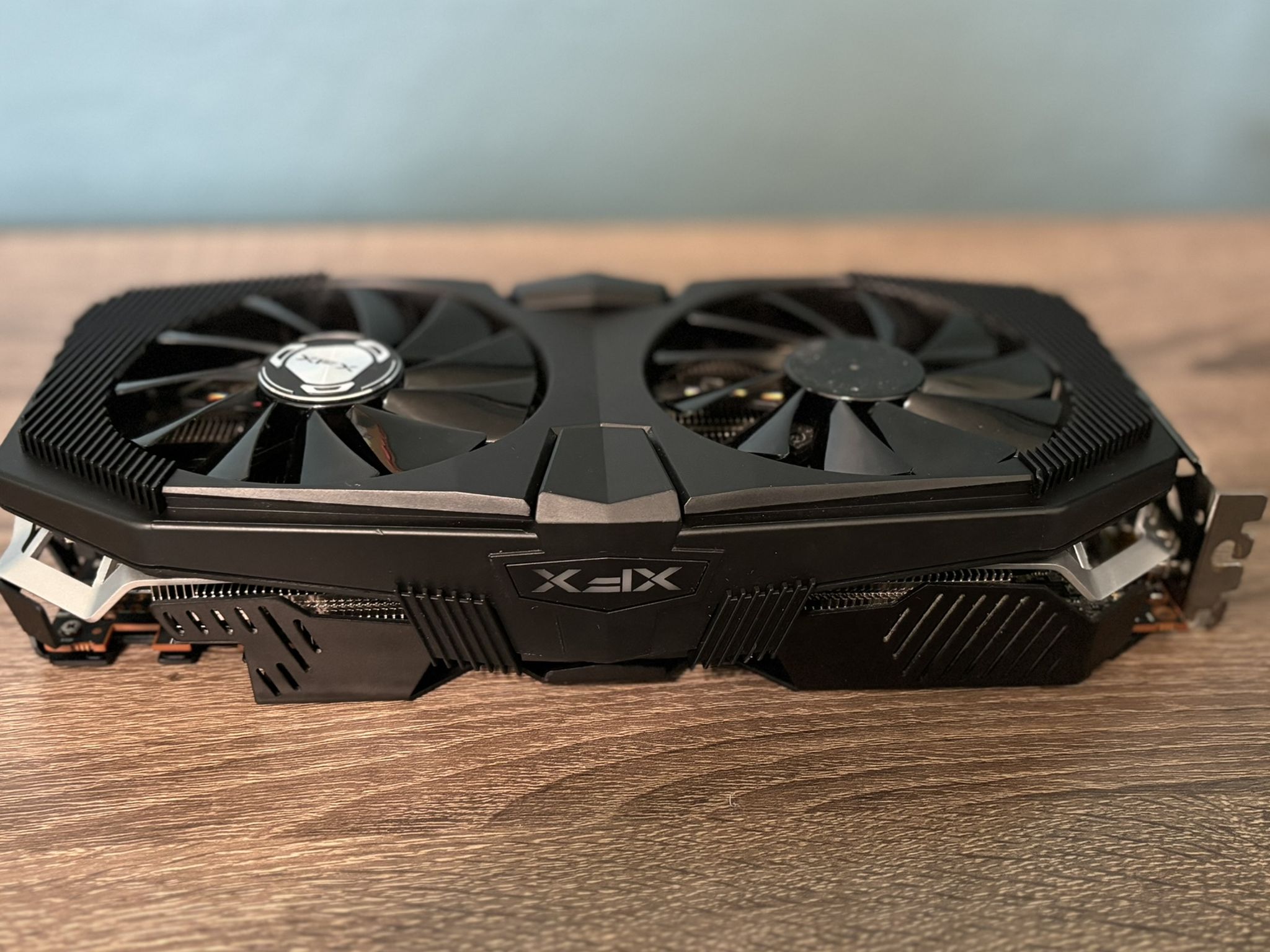 Good Condition RX 5600 XT Gaming GPU