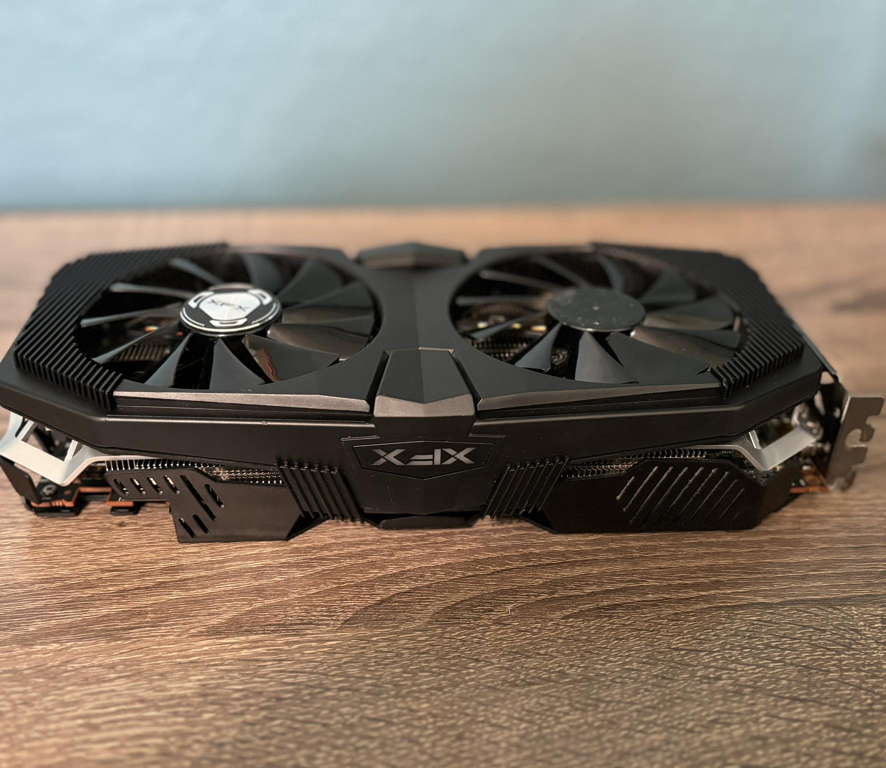 Good Condition RX 5600 XT Gaming GPU