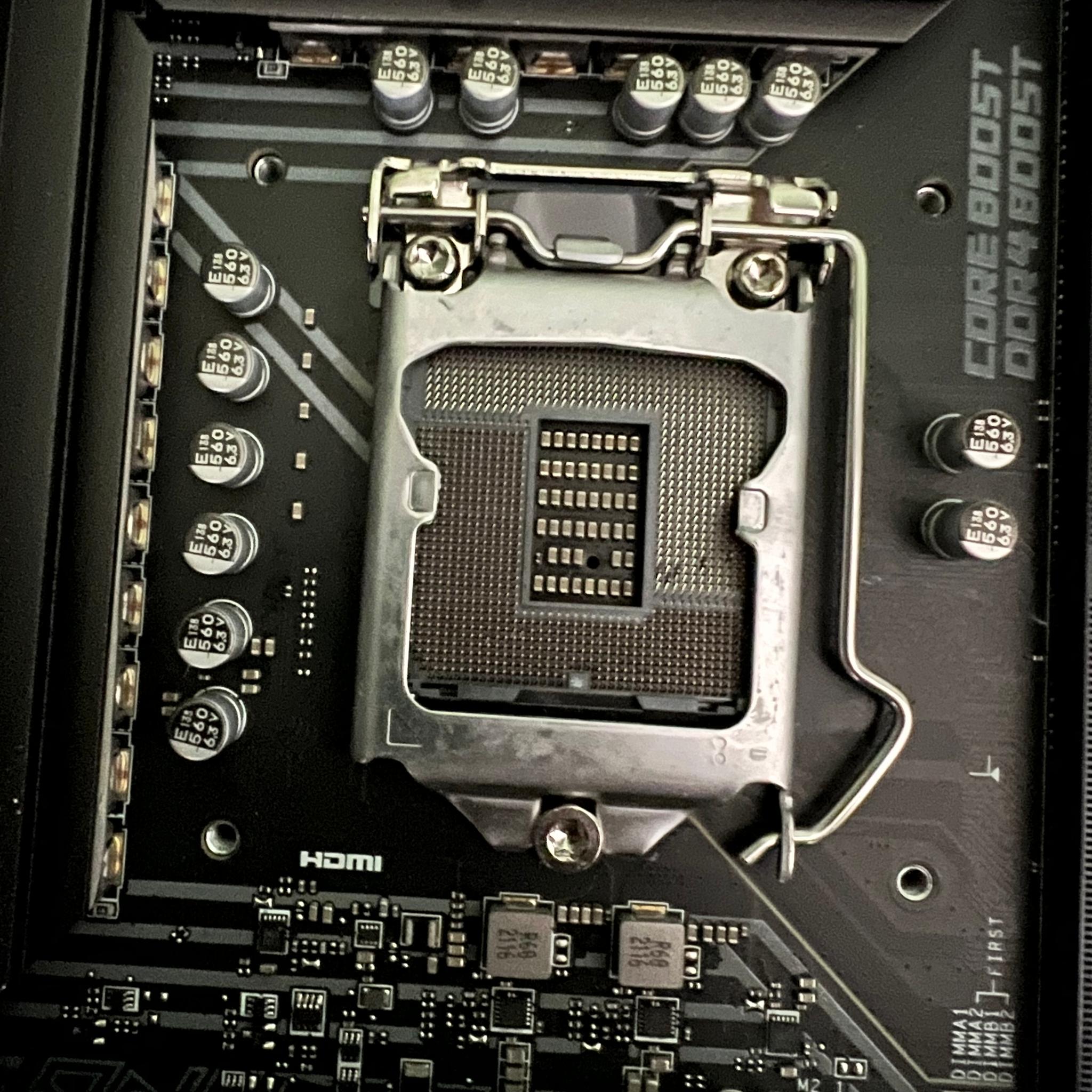MSI Z590 Gaming Edge Wi-Fi (Bent pins)