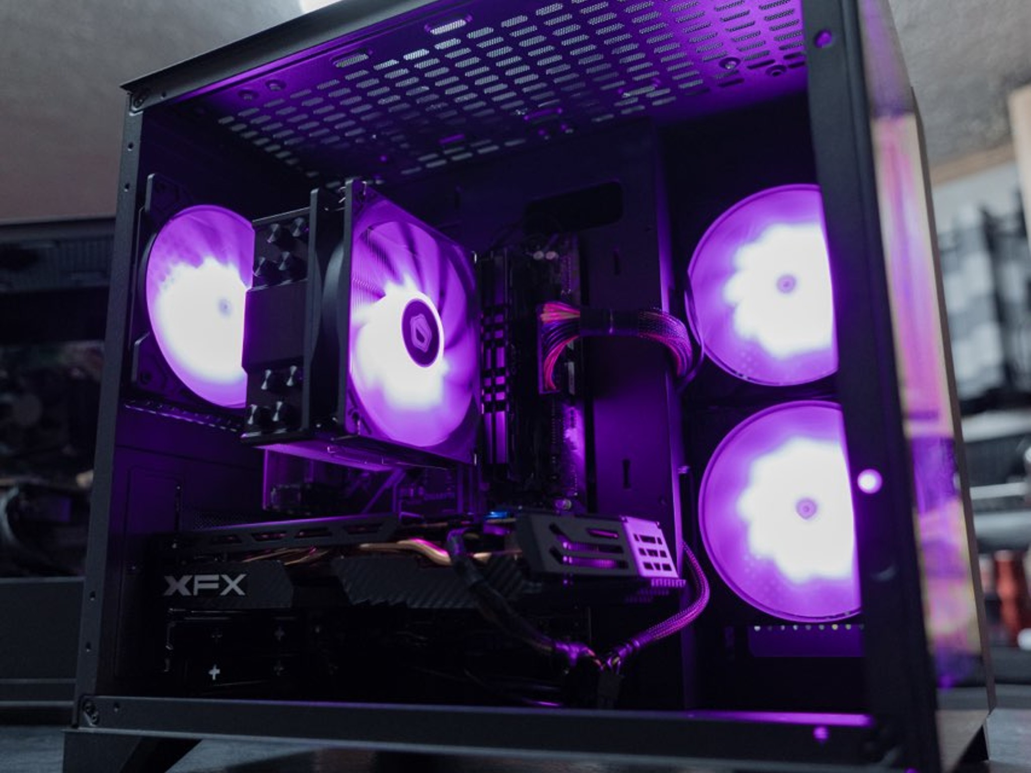 ‼️R5 2600, rx580, 16gb ram, Custom built Gaming Pc‼️