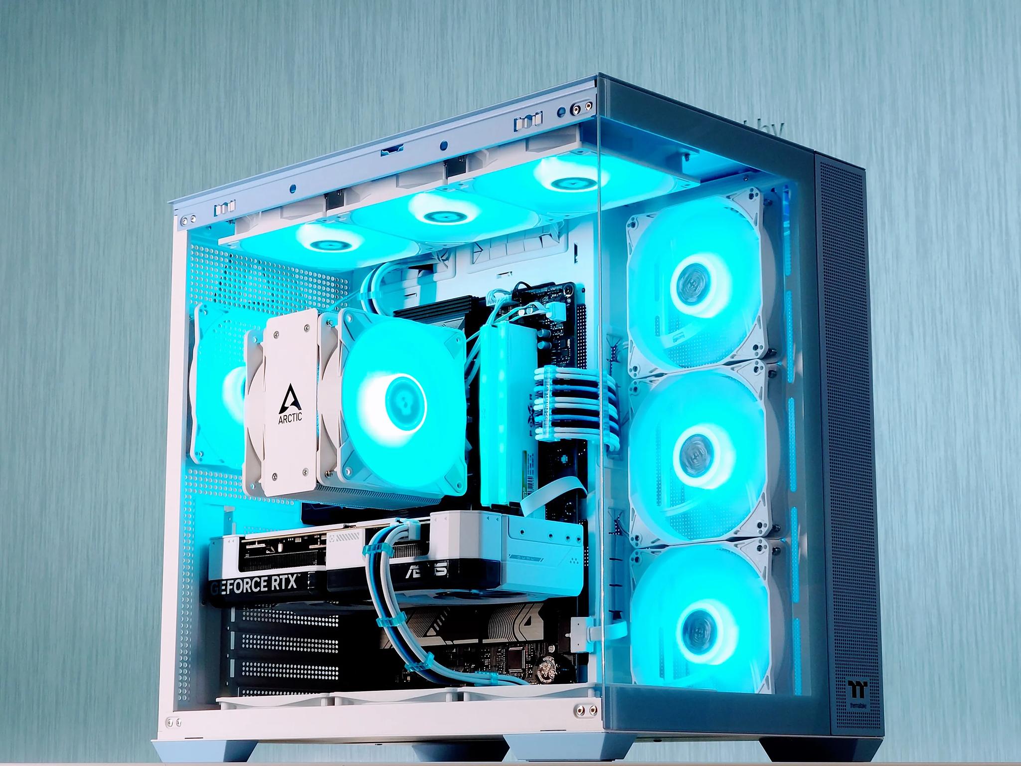 🤍🩵🖤Gaming PC🔲Nvidia RTX 4070 12GB🔲AMD Ryzen 5 7500F🔲32GB DDR5🔲1TB SSD