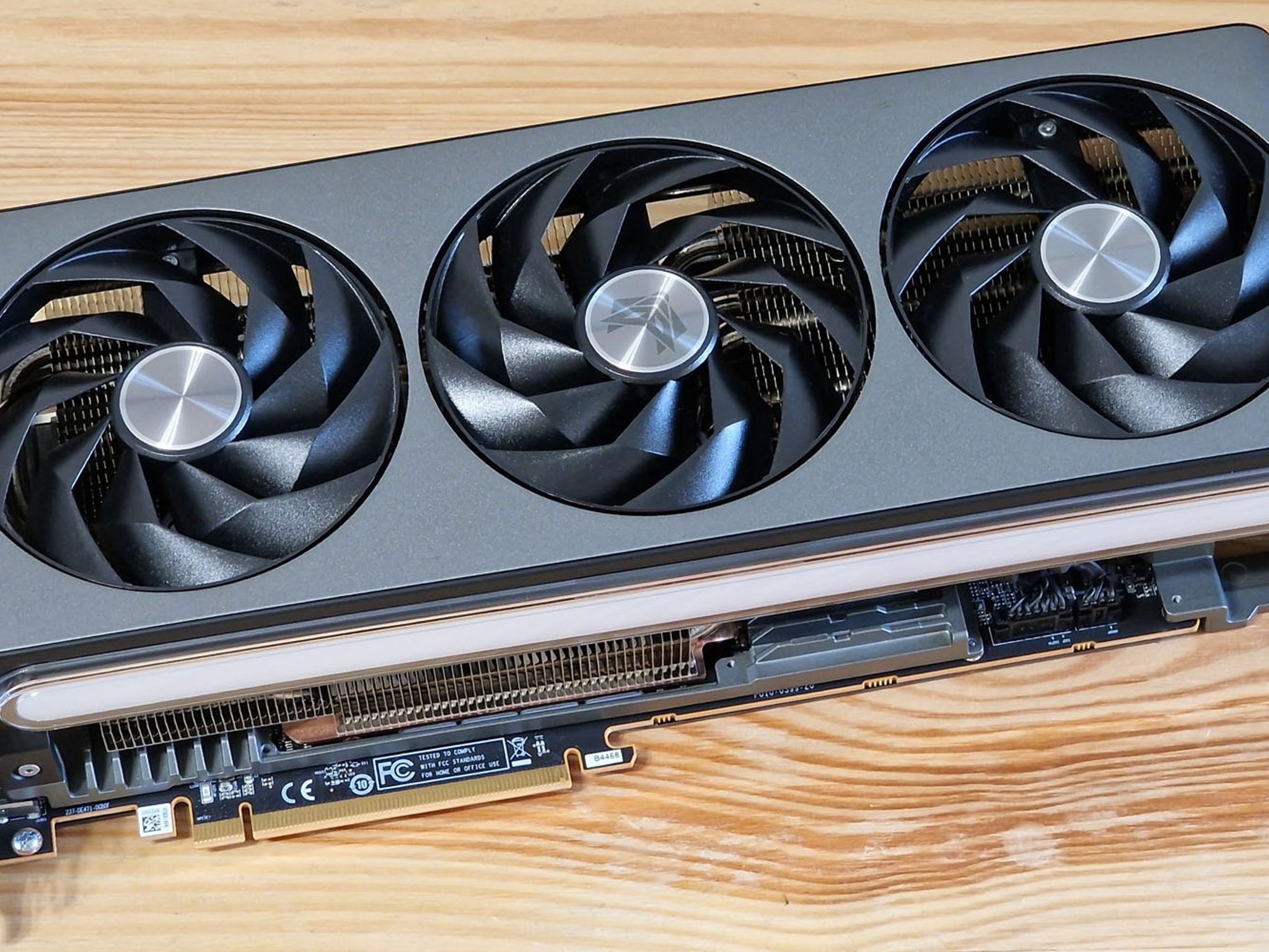 SAPPHIRE NITRO+ Radeon RX 7900 XTX 24GB
