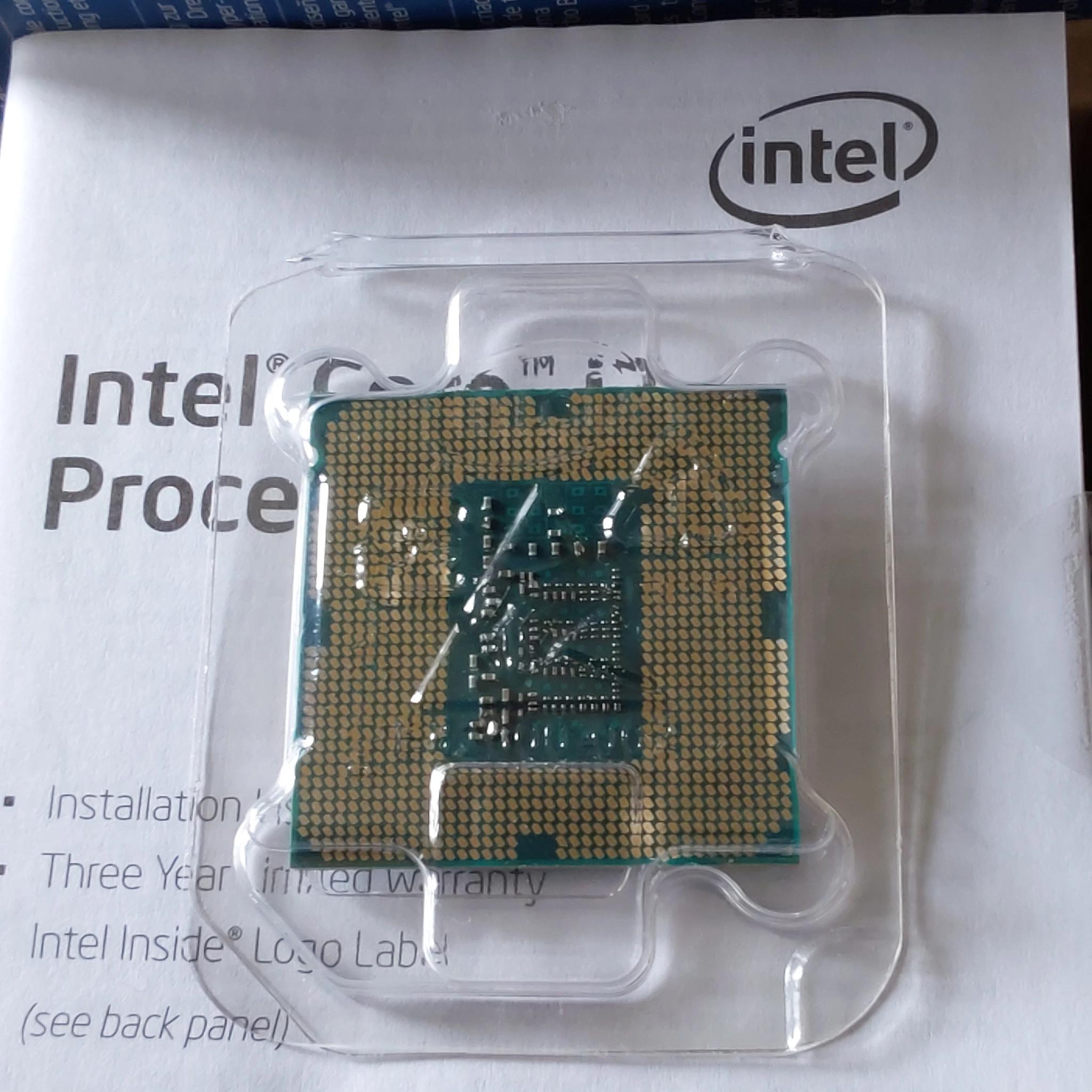 Intel i7 4790k 4.0GHz CPU and Heatsink/Fan in Original Retail Box