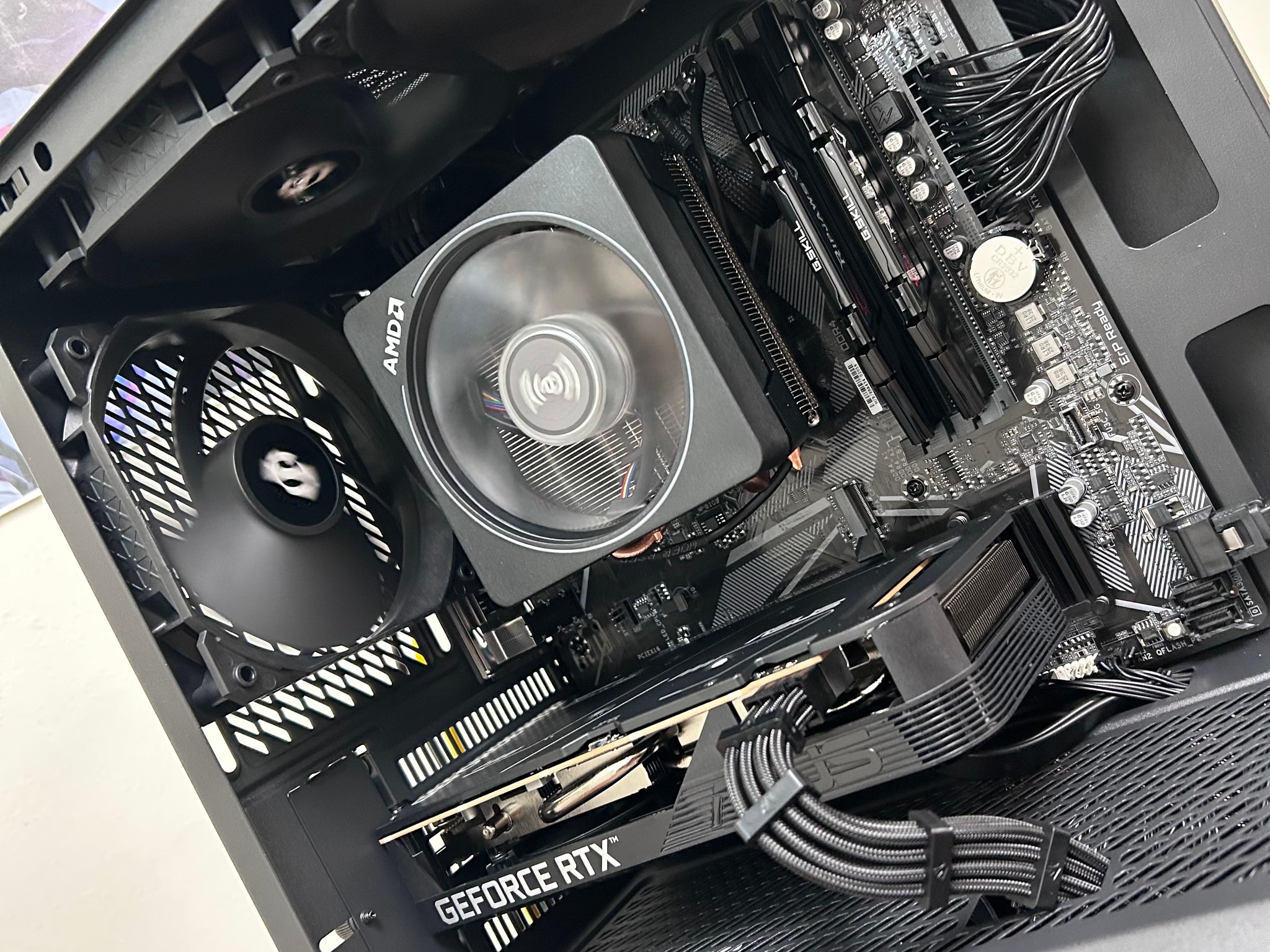 # 🖤 "Black Ember 5050" – RTX 50-Series Gaming & Local AI PC 🤖🎮