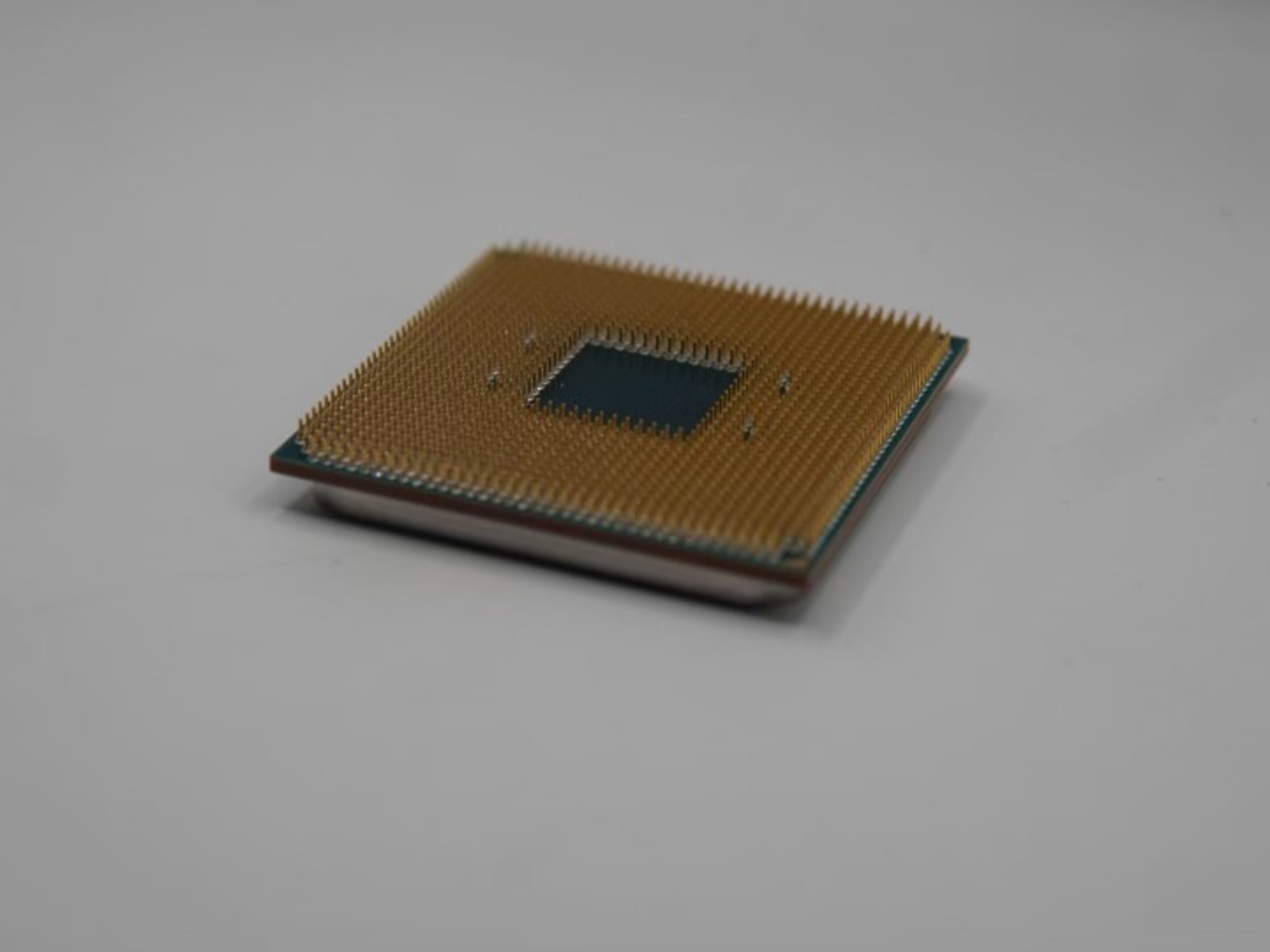 AMD Ryzen 7 5700x