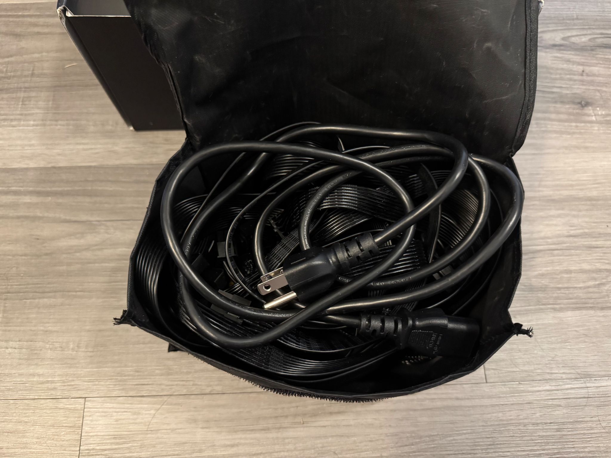 MSI A750GL PCIE5 750w Power Supply