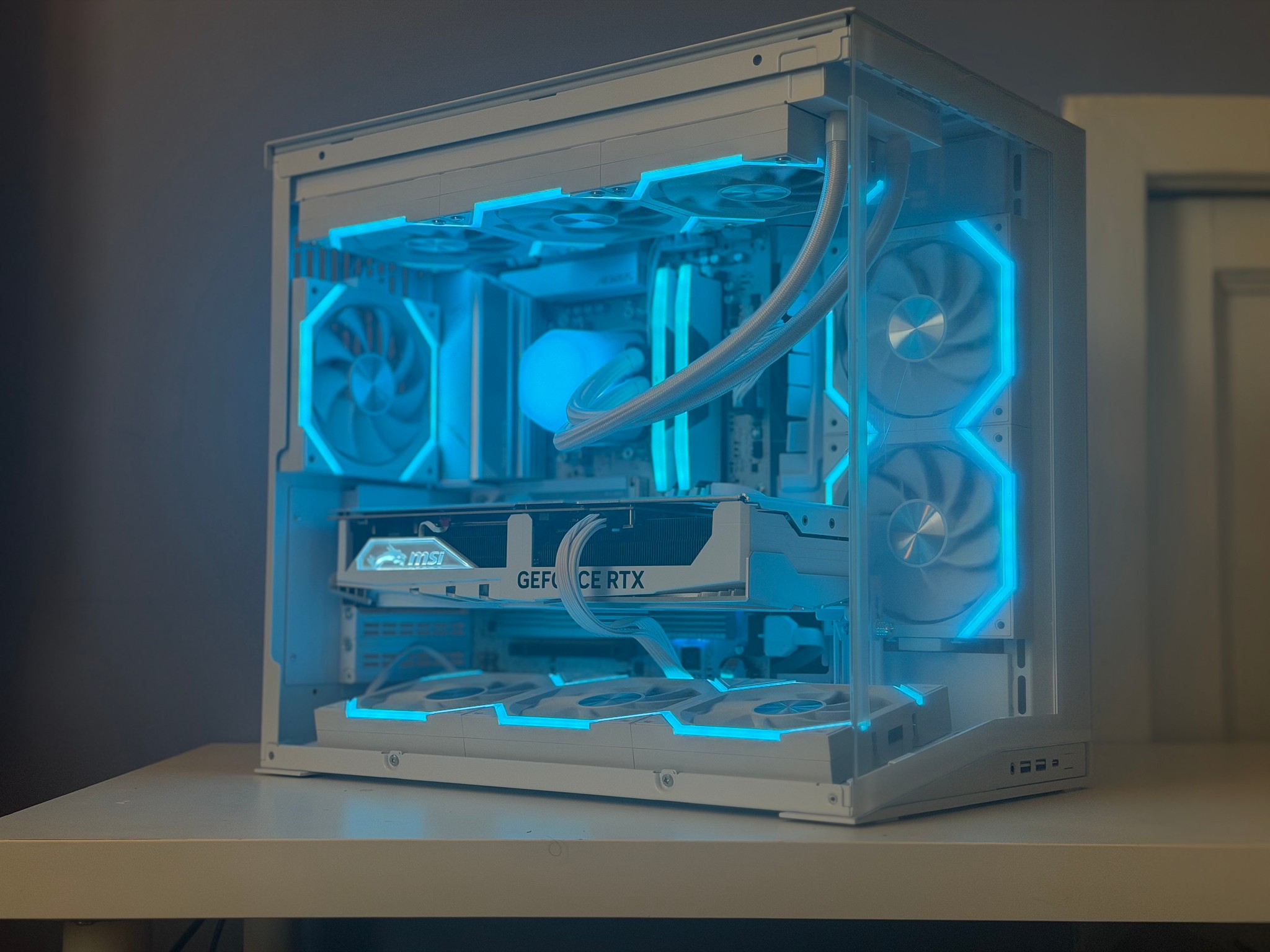 ⬜️ Whiteout ⬜️  RTX 4080 Super | Ryzen 7 7700X | 32GB DDR5 | 2TB