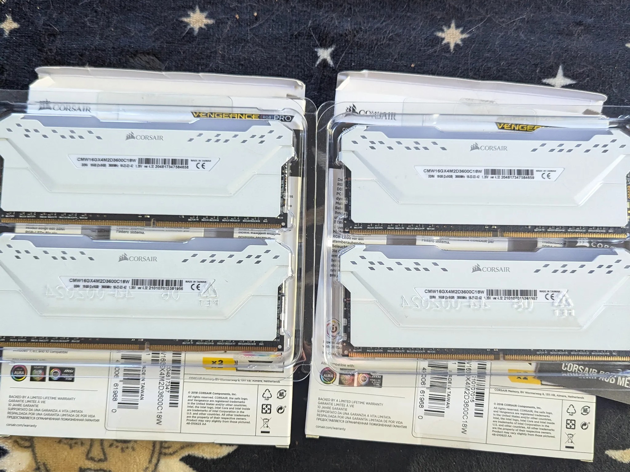 2 packs of 2X8gb (32 GB TOTAL) Corasair Vengence RGB Pro 3600MHZ