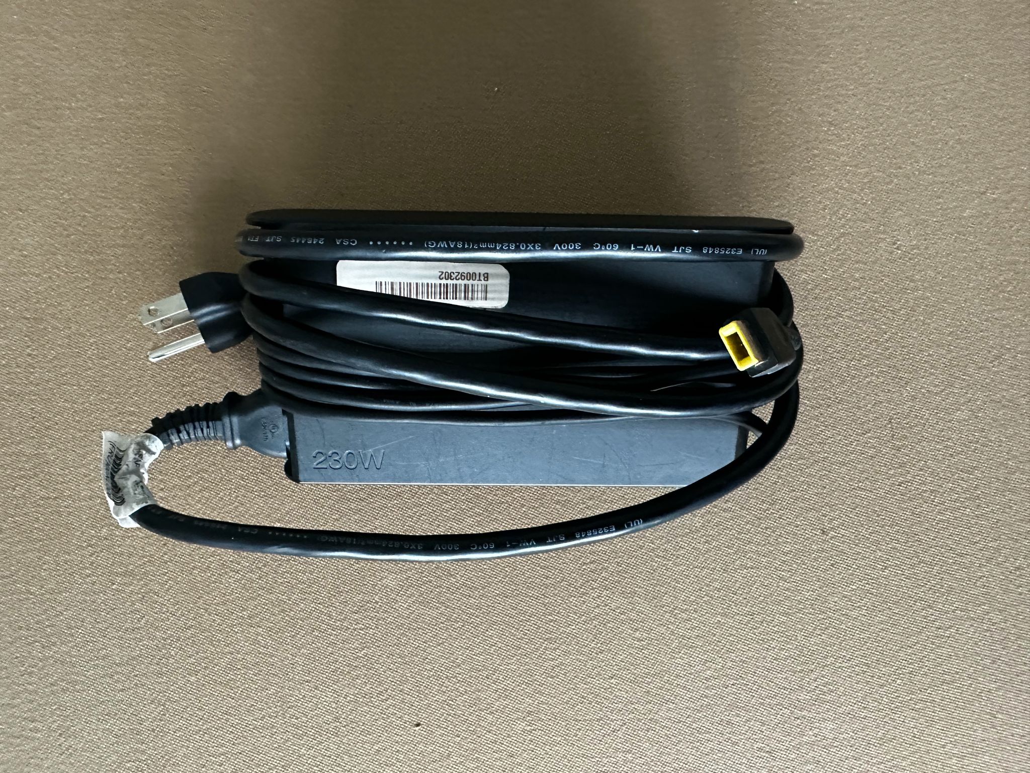 Lenovo Legion Slim 7 | Ryzen 7 5800H | RTX 3060 | 16GB RAM | 512gb SSD w Charger