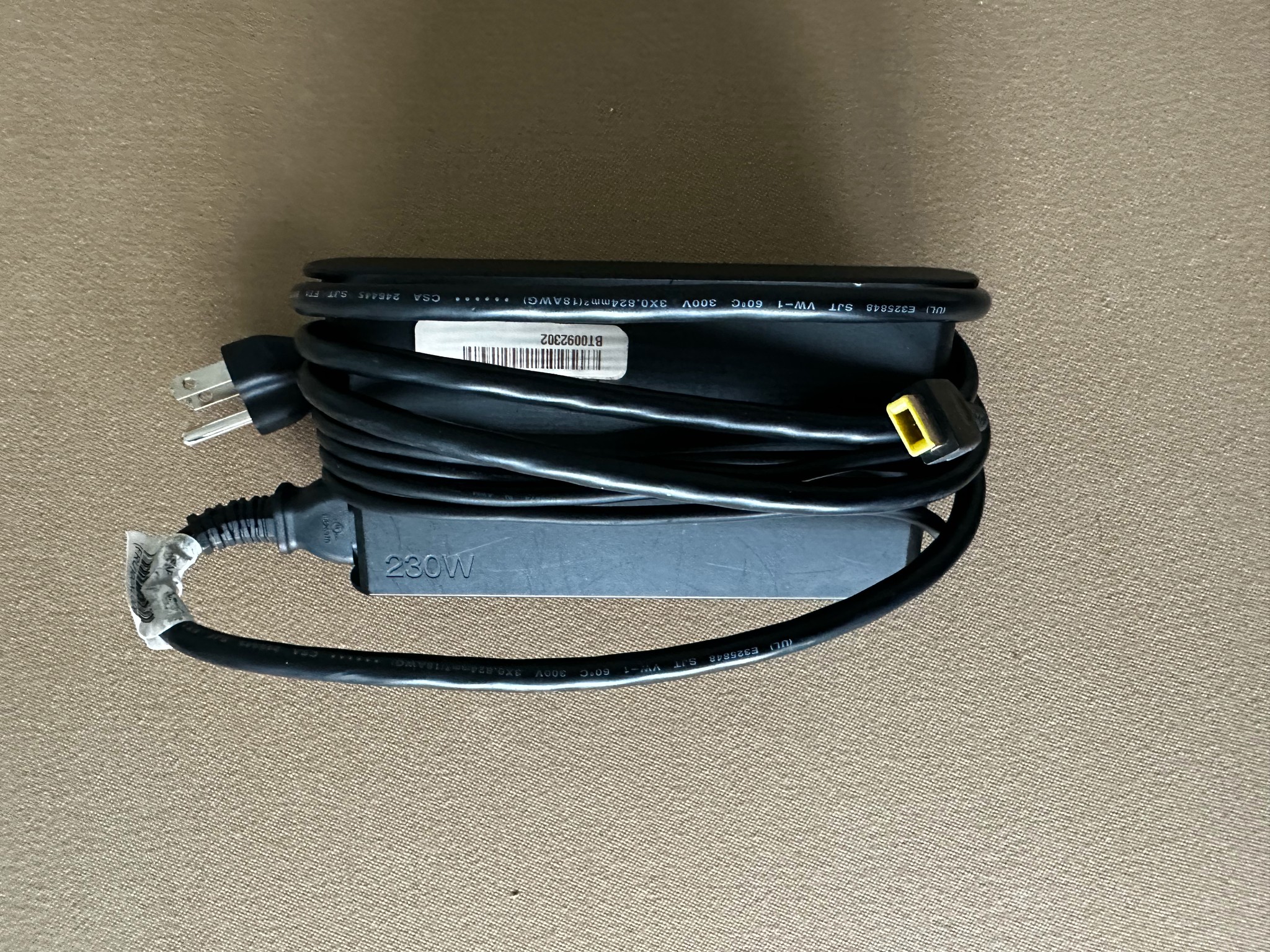 Lenovo Legion Slim 7 | Ryzen 7 5800H | RTX 3060 | 16GB RAM | 512gb SSD w Charger