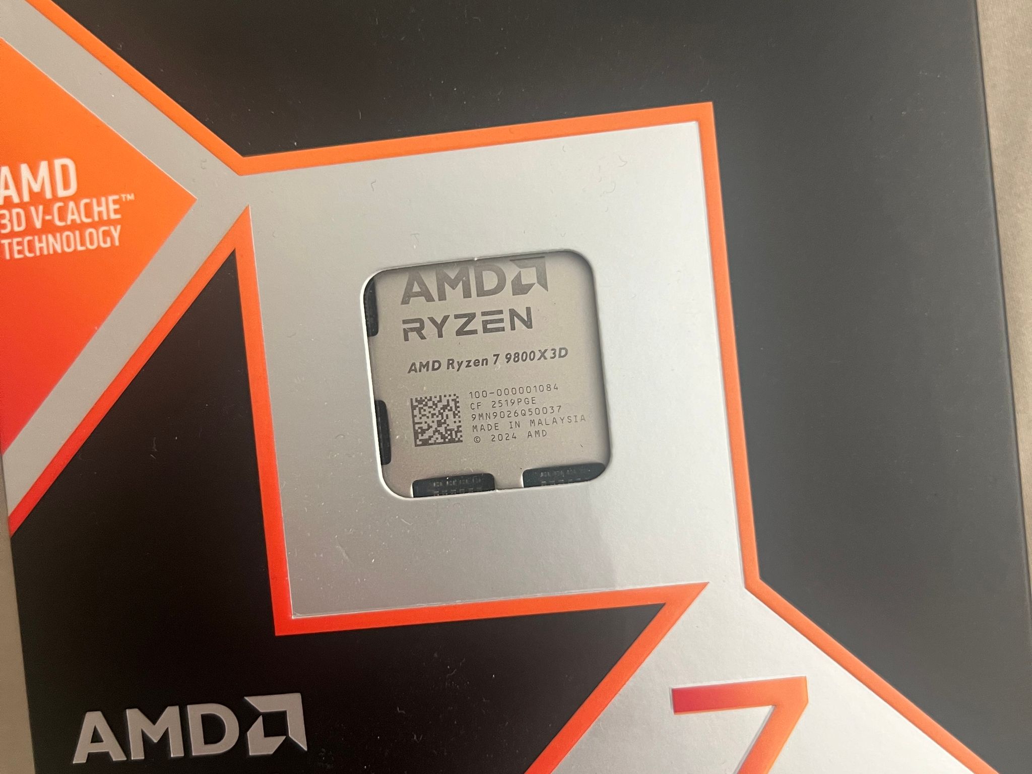 AMD Ryzen 7 9800X3D
