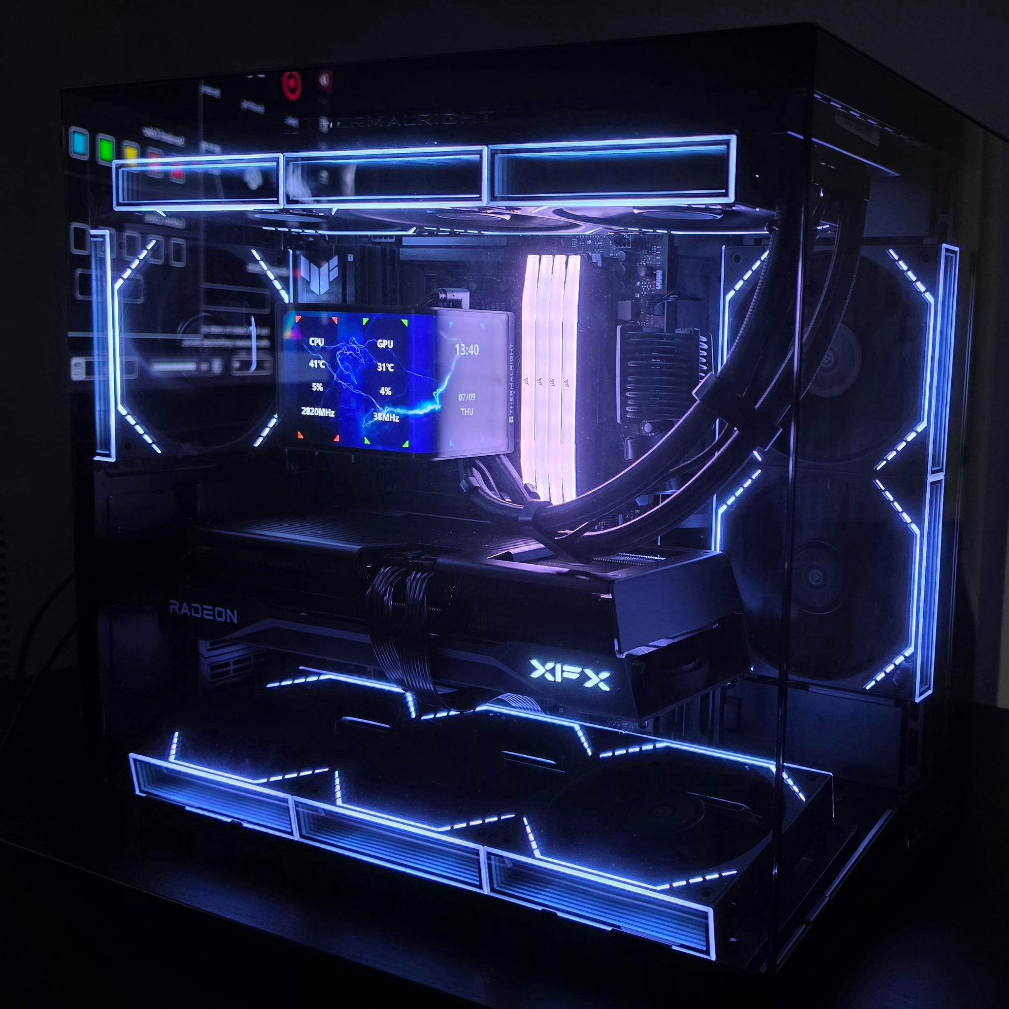High-End Gaming & Performance PC – Ryzen 7 9850X3D + Radeon RX 9070 XT