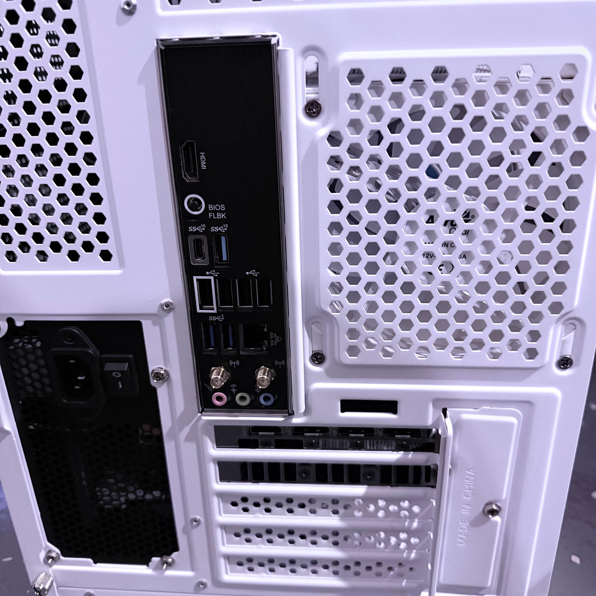 ⚪️"Polar Halo"🌈| 1440p Gaming | RTX 5060 | Ryzen 7 8700F | 16GB DDR5 | 1TB SSD | Free Shipping
