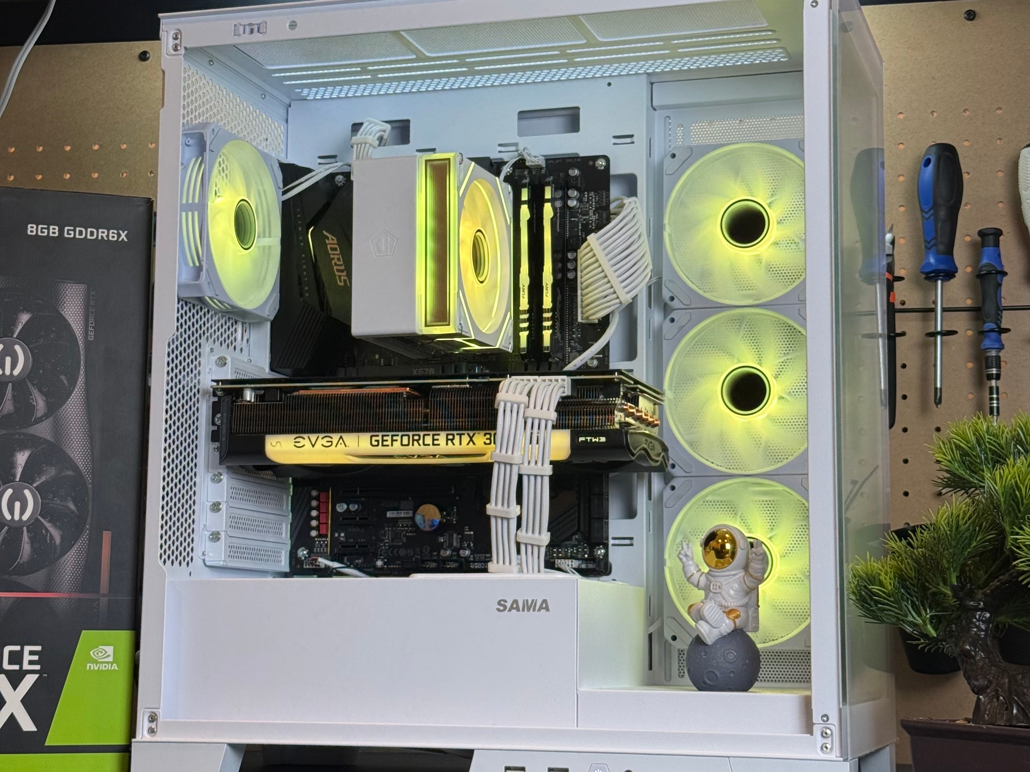 Brand New Gaming PC | RTX 3070 Ti | Ryzen 5 5600 | 32GB DDR4 RAM | 1TB | Windows 11
