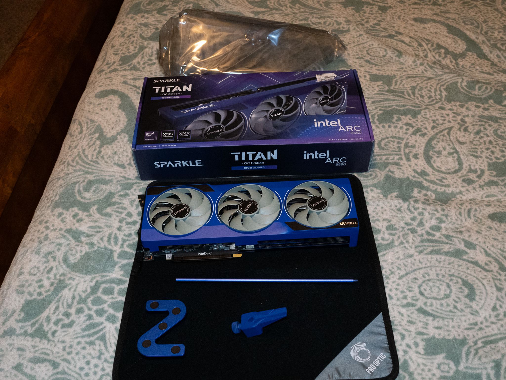 Sparkle Titan Intel B580