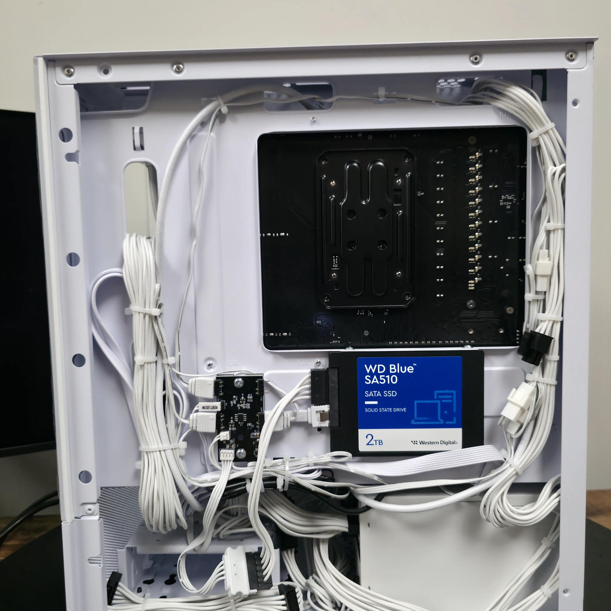 🔥 Ryzen 7 7700 + RTX 5070 Ti 16GB Gaming PC 🔥 💻 32GB DDR5 6000 | 2TB NVMe SSD | White RGB Build