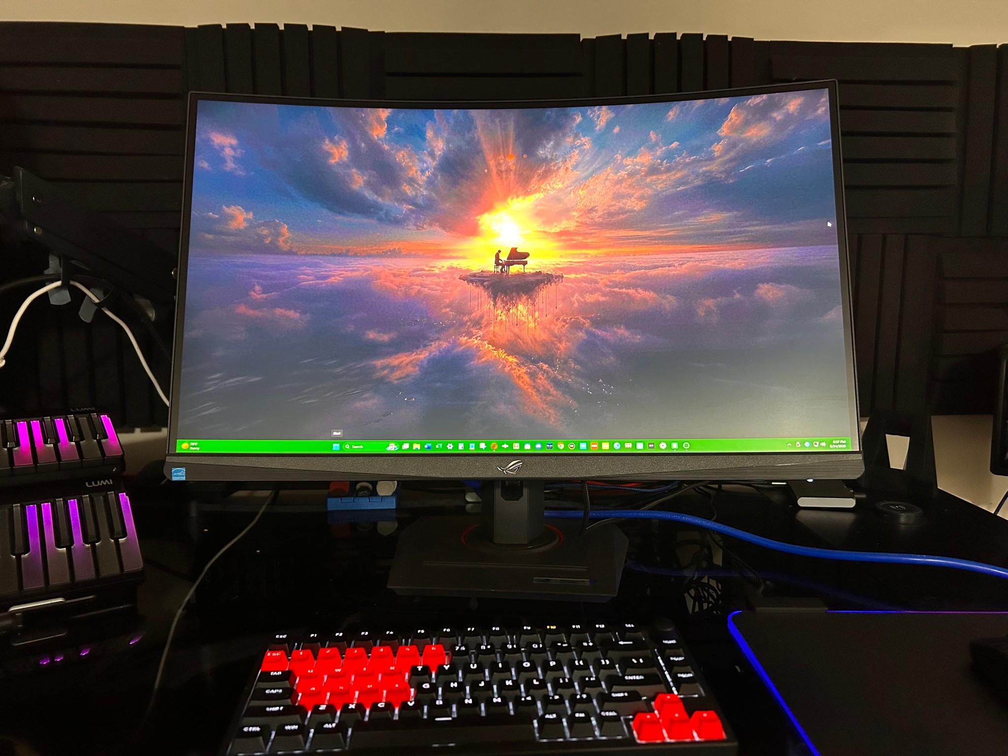 ASUS ROG Strix  27" 2K QHD (2560 x 1440) 180Hz Curved Screen Gaming Monitor (XG27WCS)