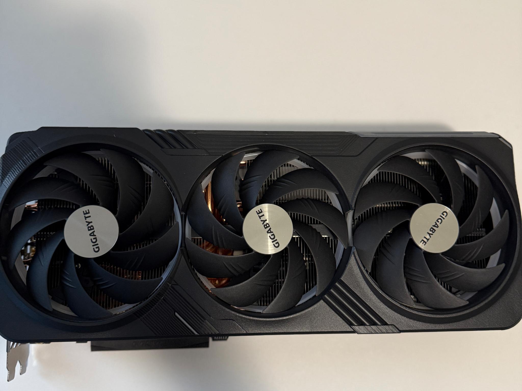 RTX 4080 Super - Gigabyte Gaming OC 16G