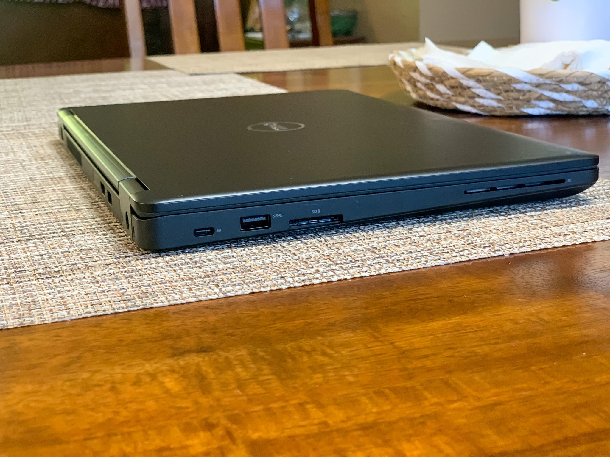14" Dell Latitude 5490 // Core i7-8650U, 16GB RAM, 500GB M.2 SSD