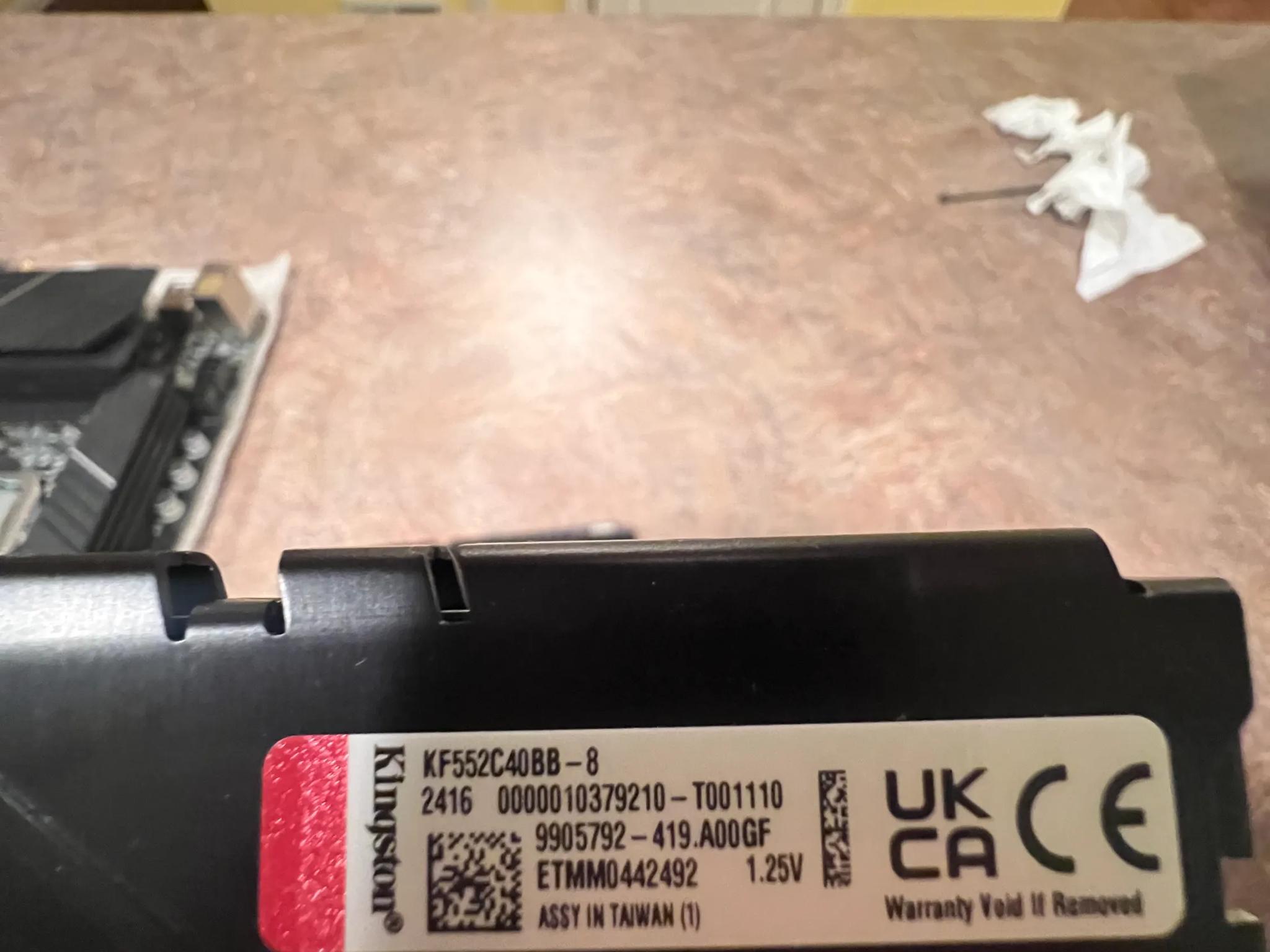 MSI Pro B760-p + Intel i5-14400f + 16 gb DDR5 Ram Kingston Fury Beast